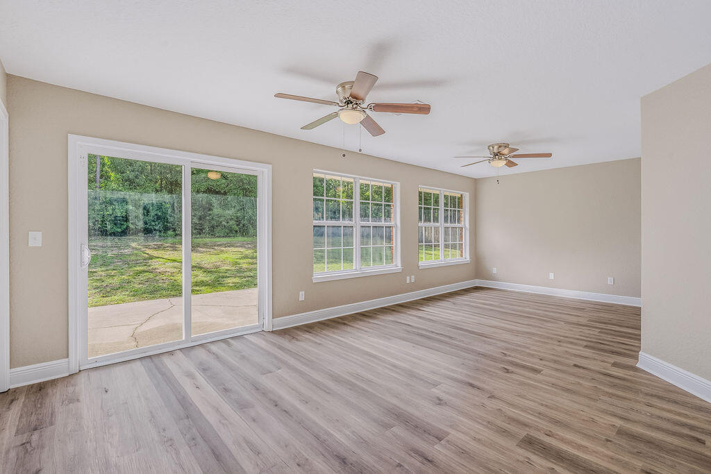 6083 Dragonfly Way Crestview FL 32536