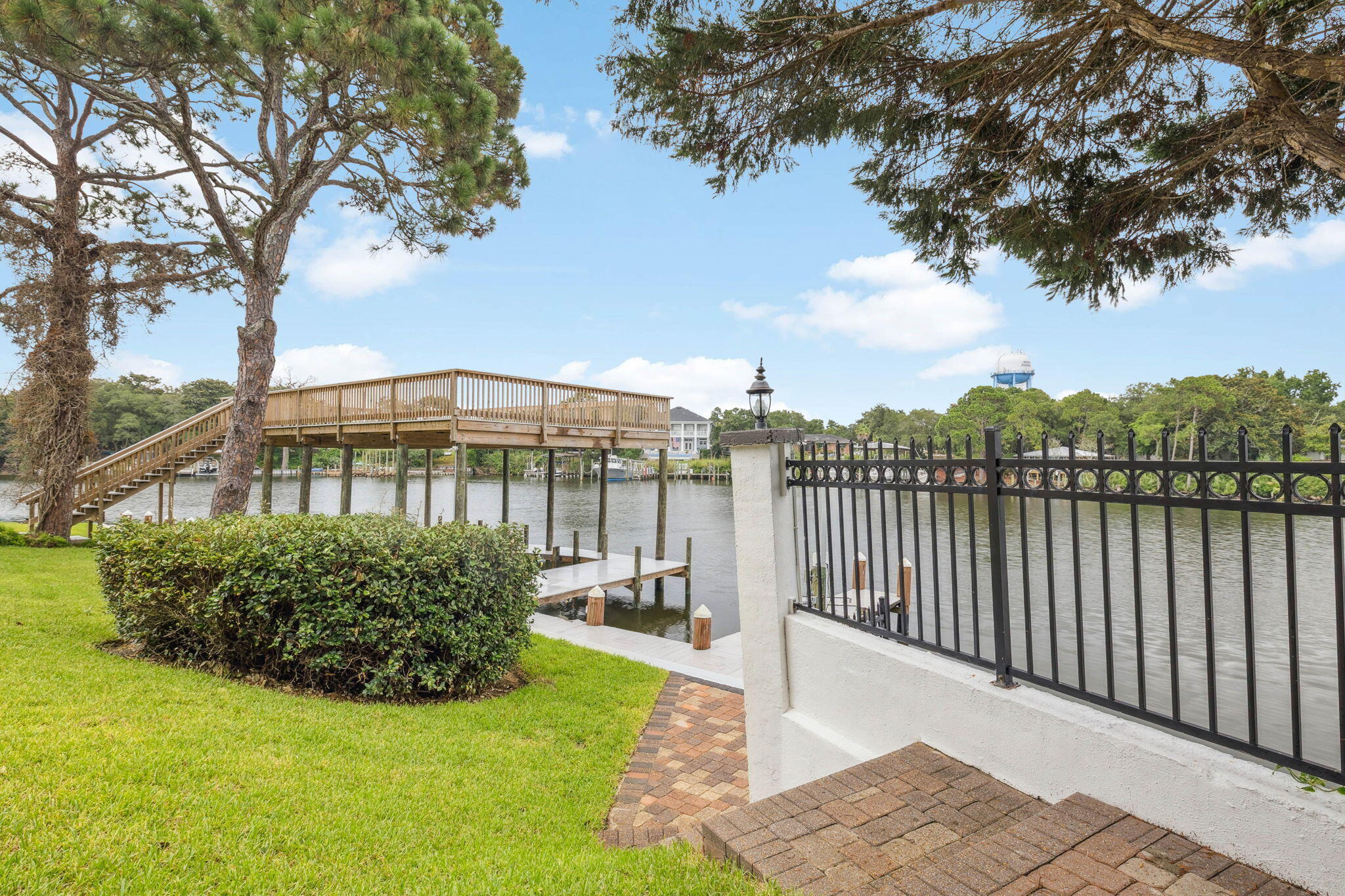 717 6th Street Destin FL 32541