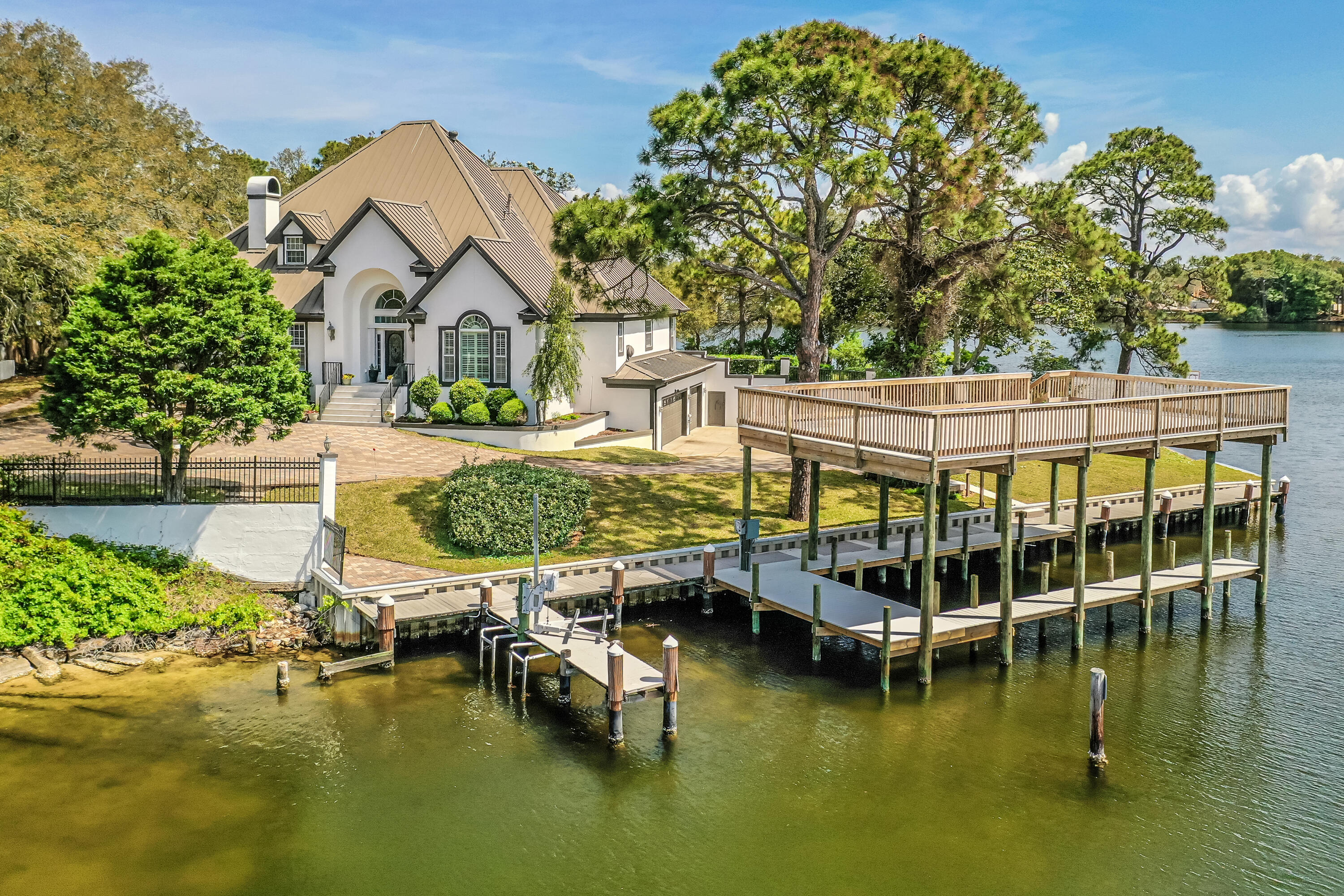 717 6th Street Destin FL 32541