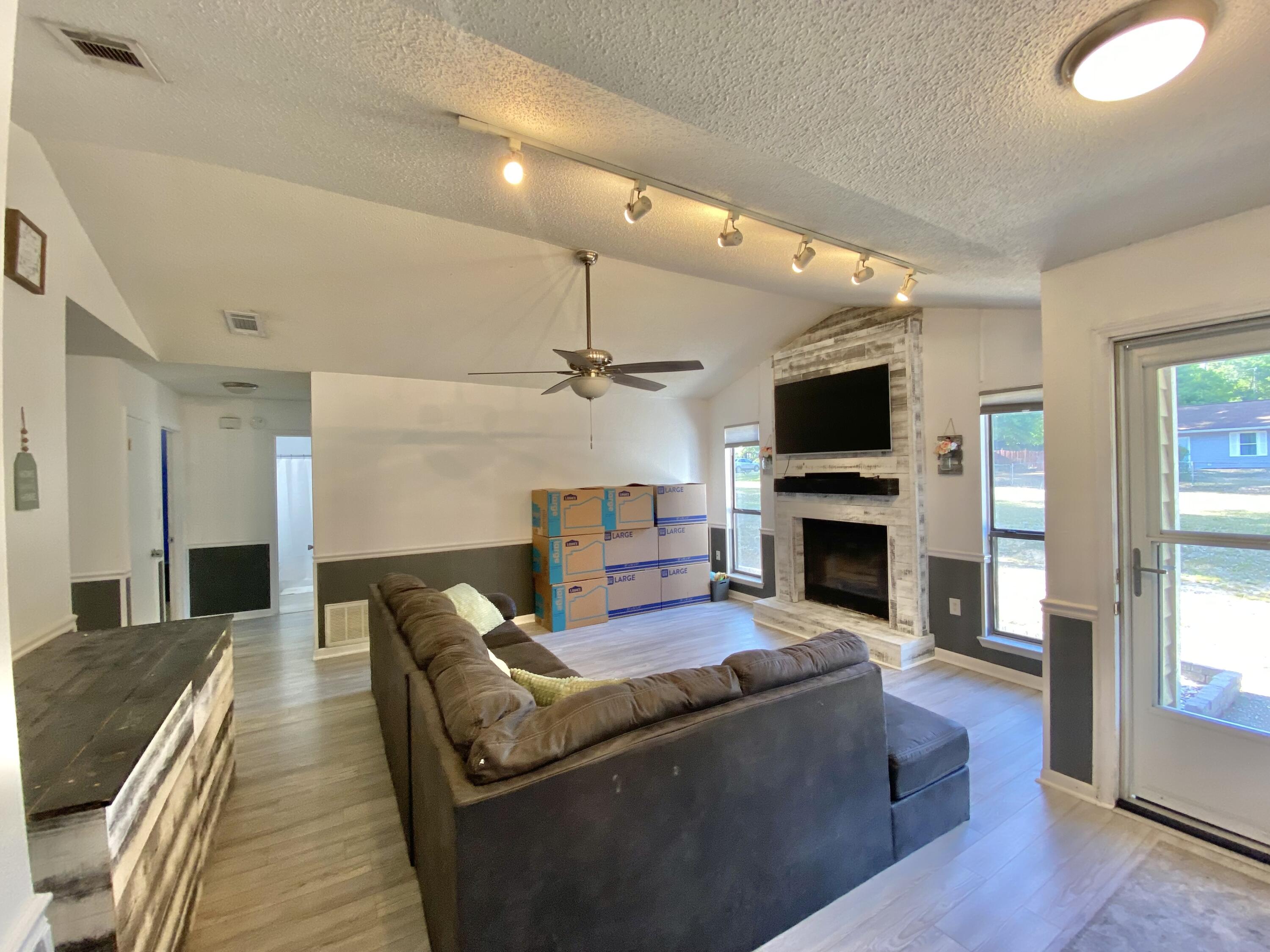 309 Springwood Circle Crestview FL 32536