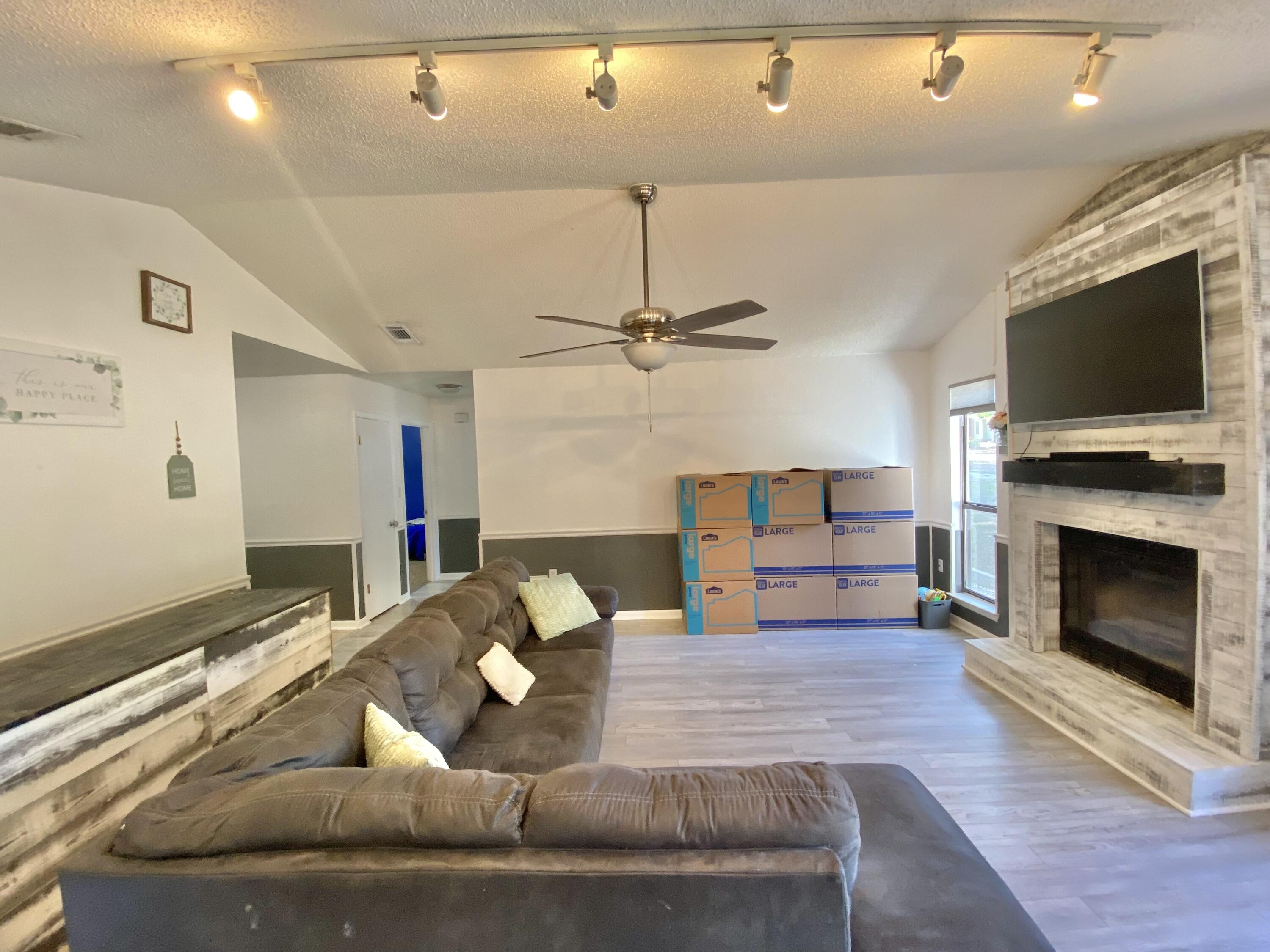 309 Springwood Circle Crestview FL 32536