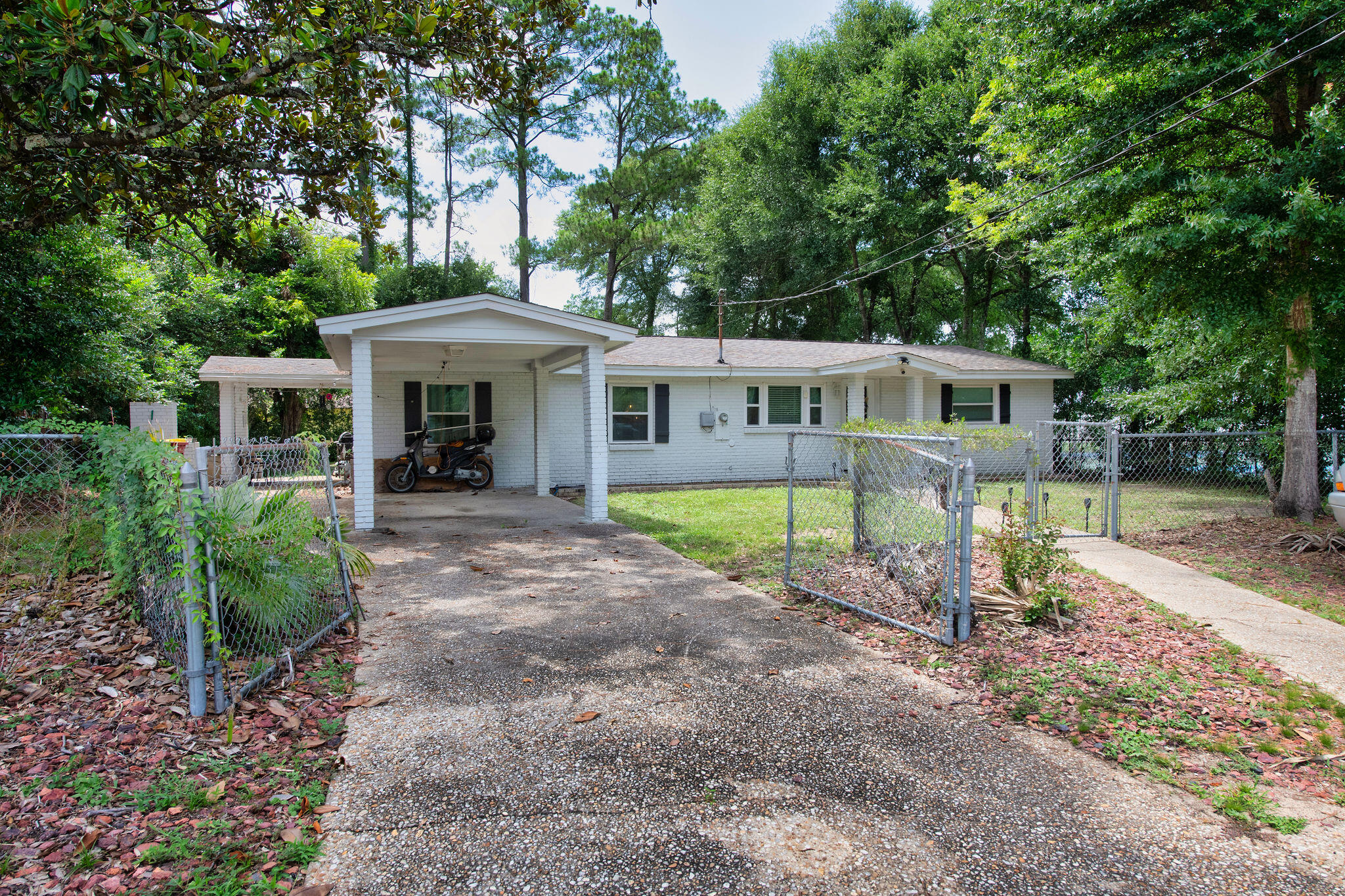 932 Kelvin Court Crestview FL 32536