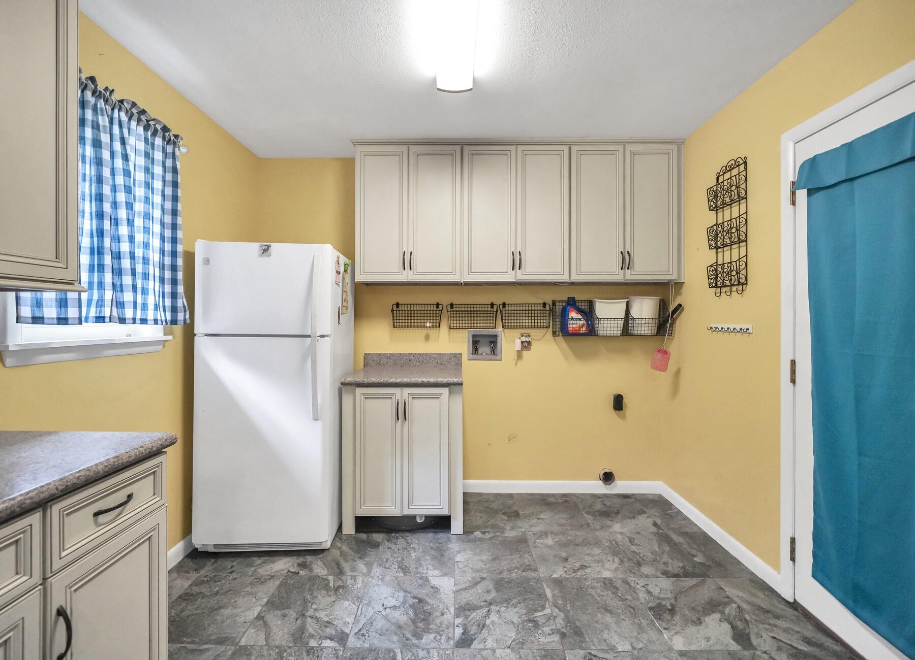 14034 331 Business Freeport FL 32439