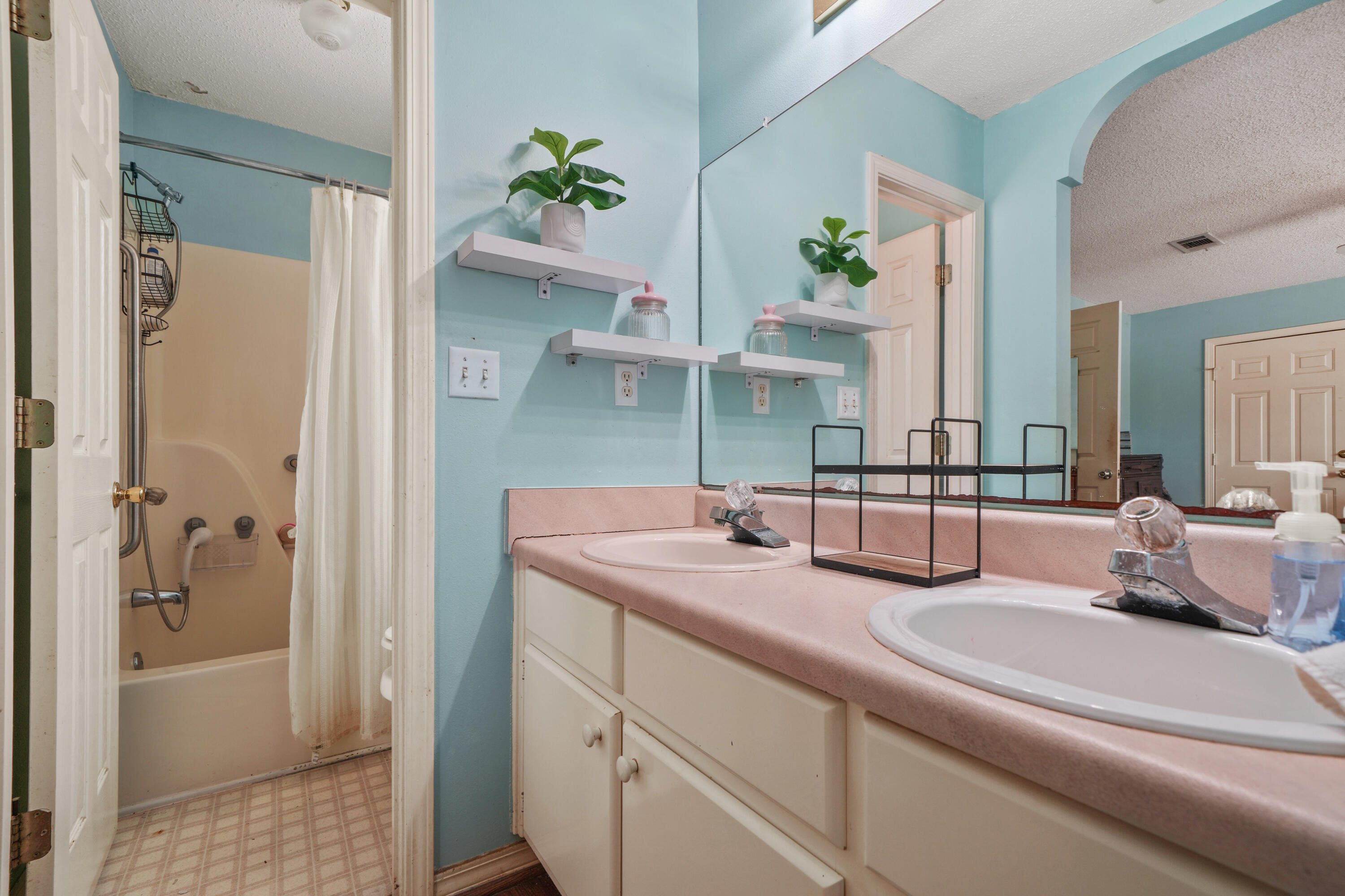 21 Marys Court Defuniak Springs FL 32433
