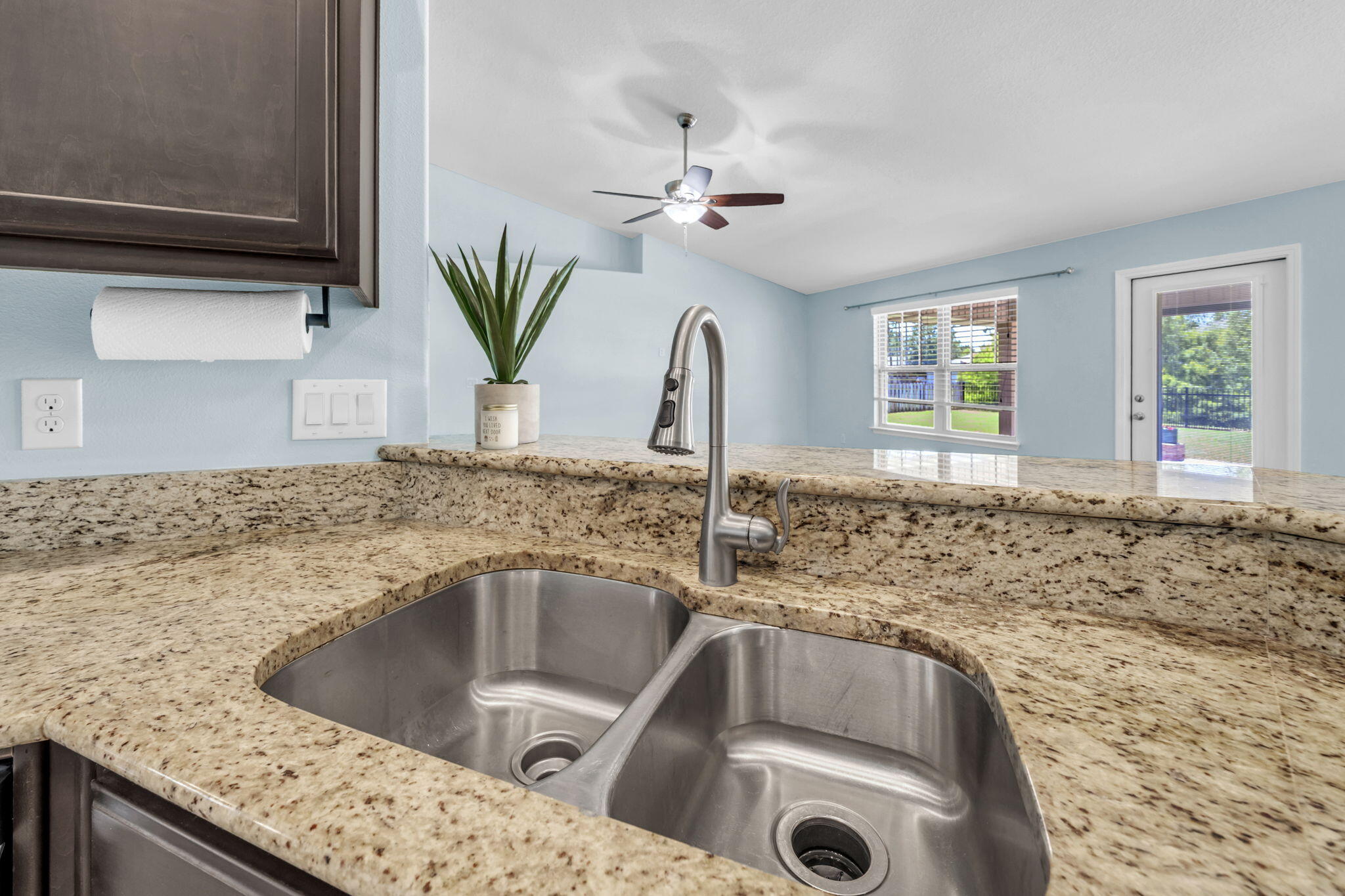 805 Symphony Way Freeport FL 32439