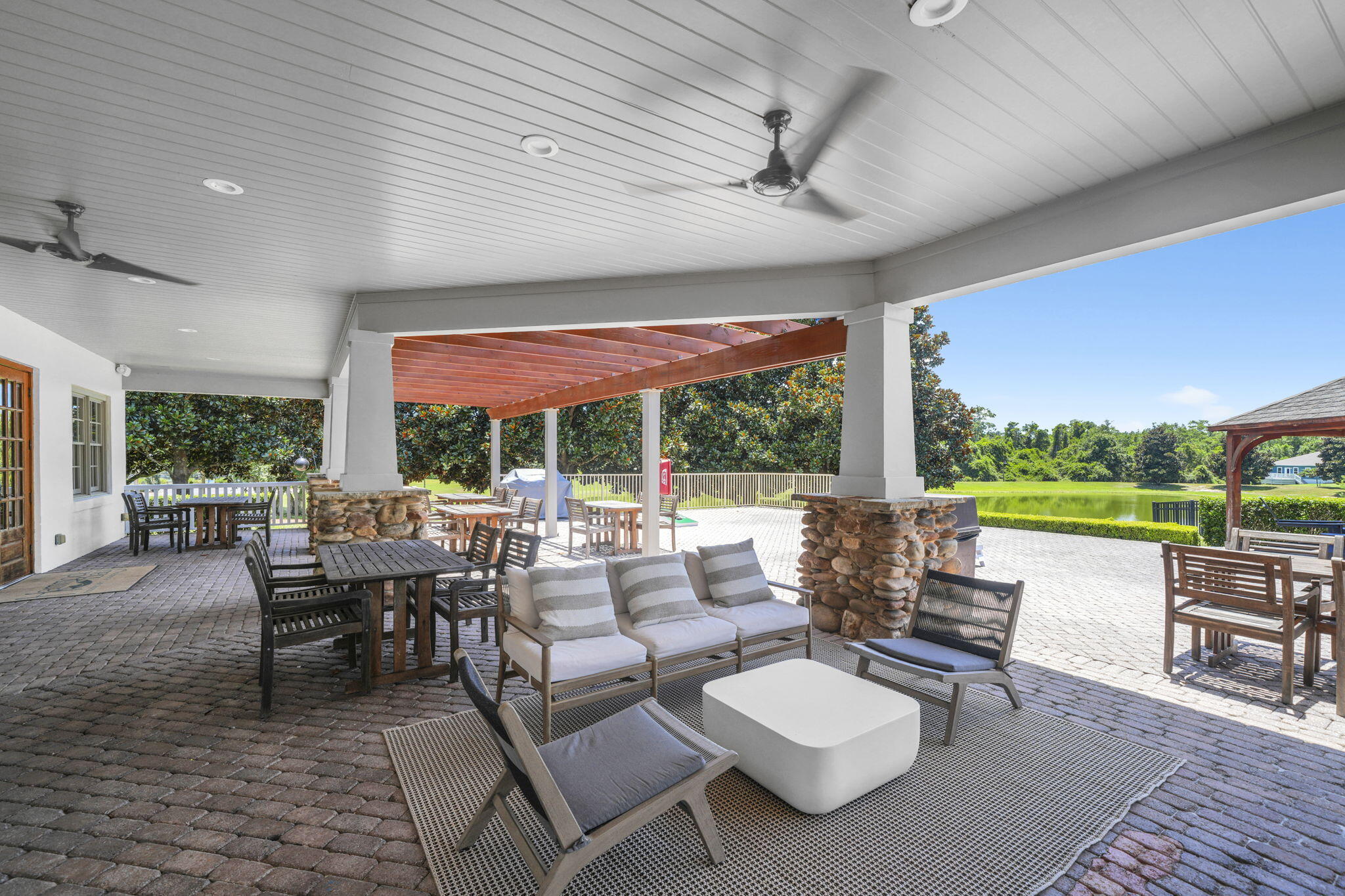 805 Symphony Way Freeport FL 32439