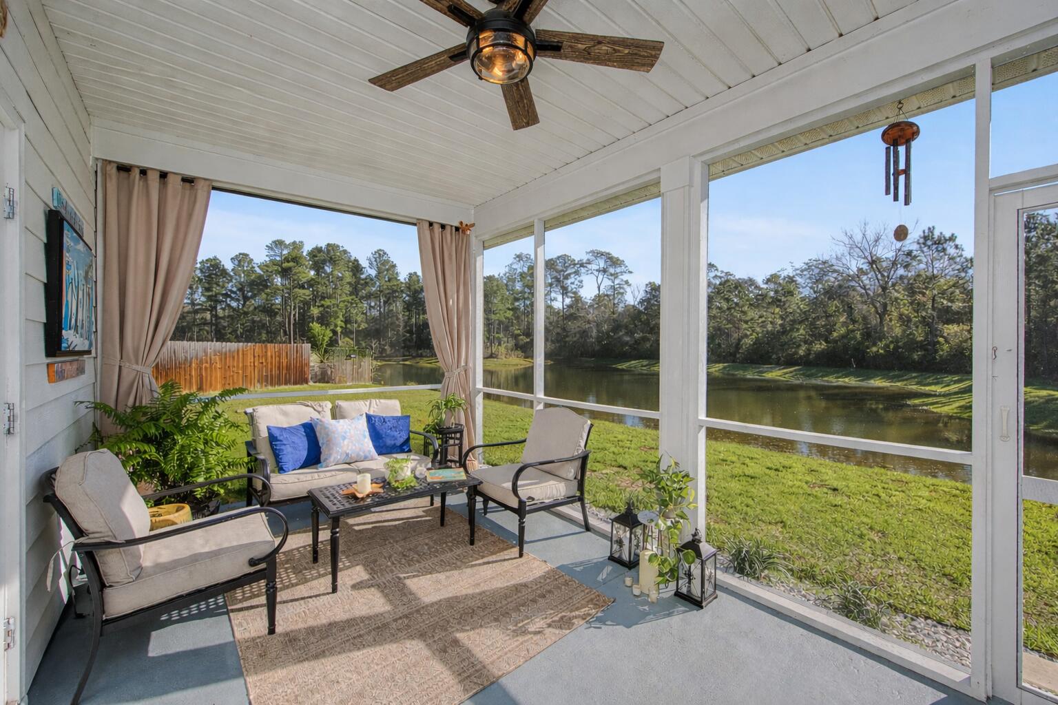 48 Hammock Circle Freeport FL 32439