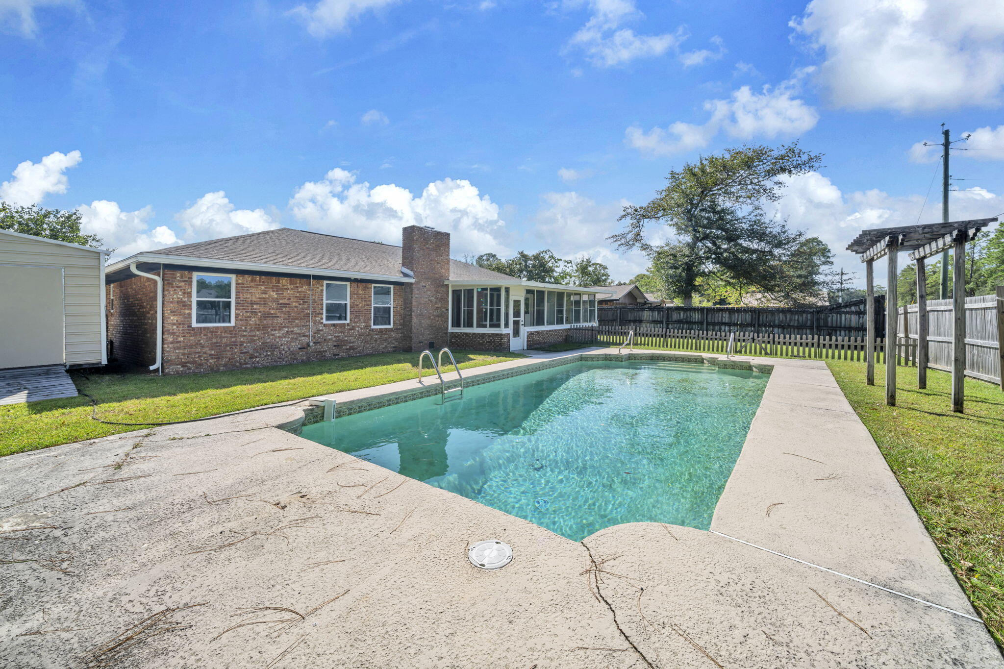 2005 Plumosa Palm Drive Niceville FL 32578