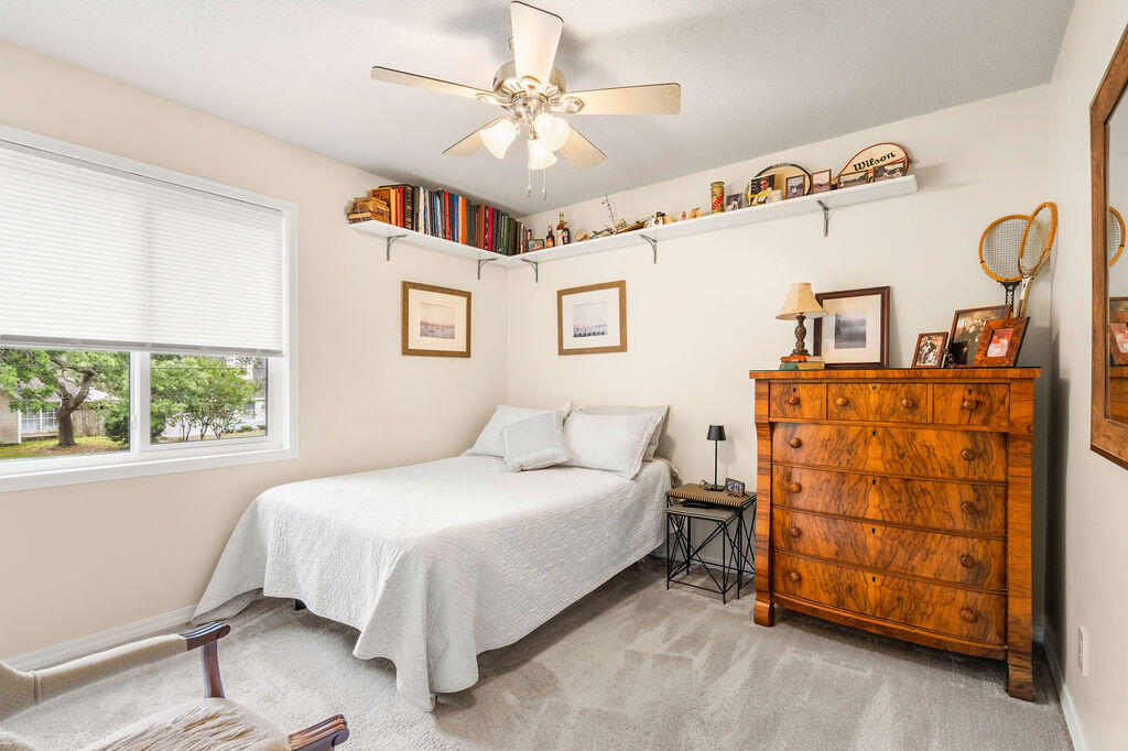 15 Winfield Way Mary Esther FL 32569