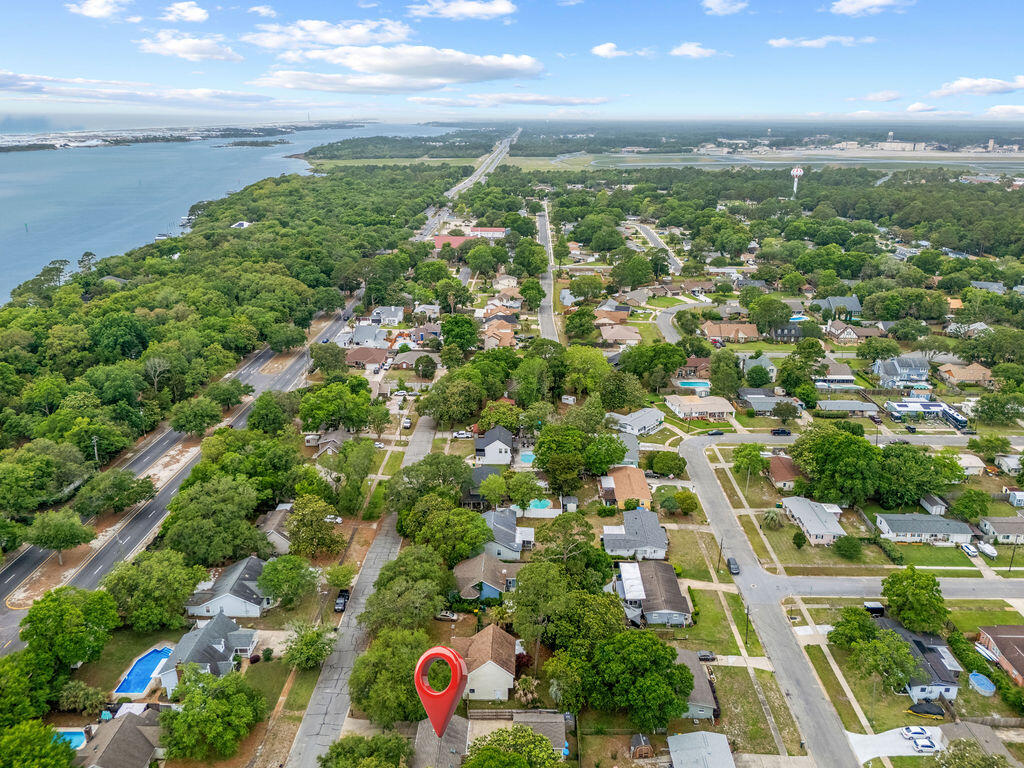 15 Winfield Way Mary Esther FL 32569