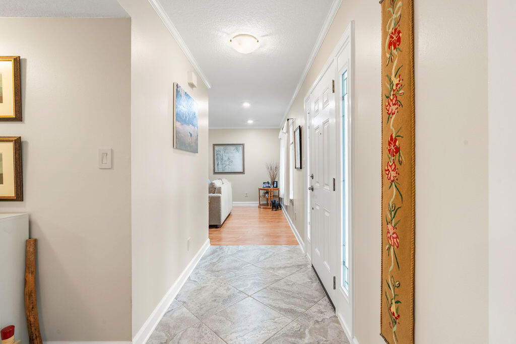 15 Winfield Way Mary Esther FL 32569