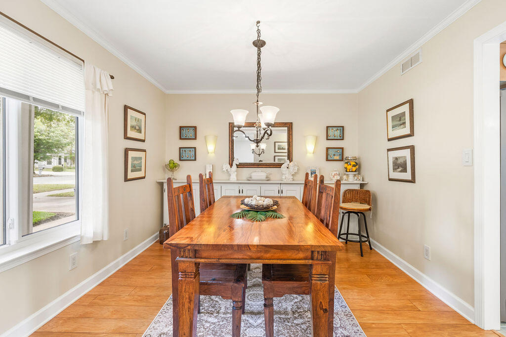 15 Winfield Way Mary Esther FL 32569