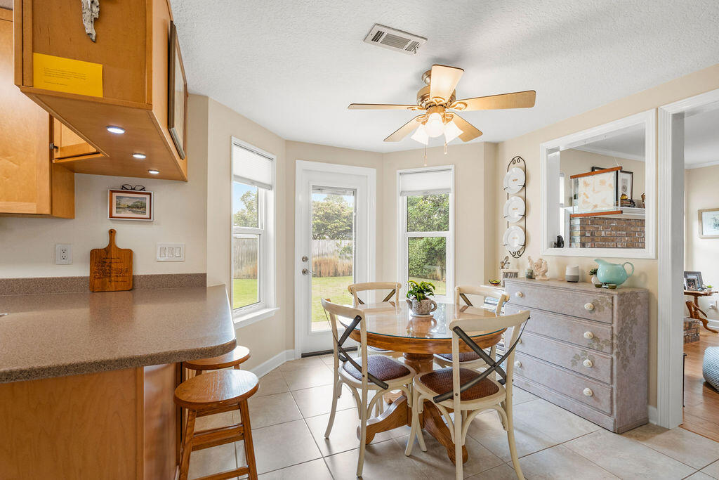 15 Winfield Way Mary Esther FL 32569