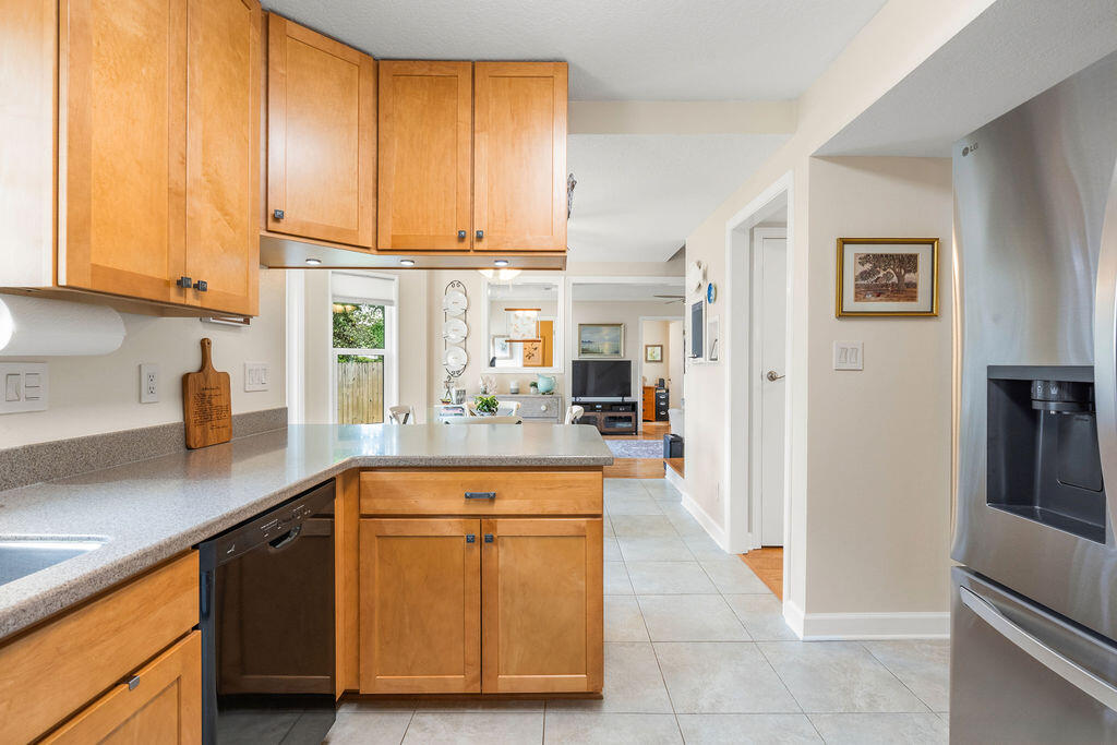 15 Winfield Way Mary Esther FL 32569