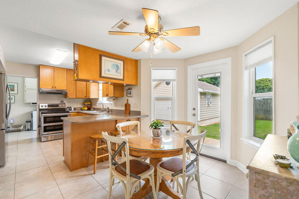 15 Winfield Way Mary Esther FL 32569