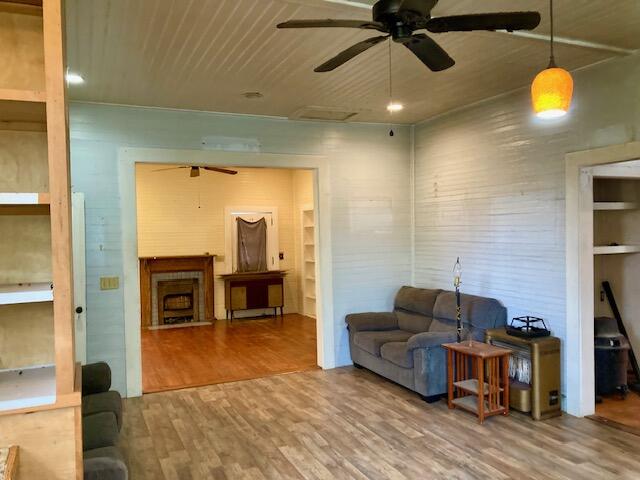 127 N 10th Street Defuniak Springs FL 32433