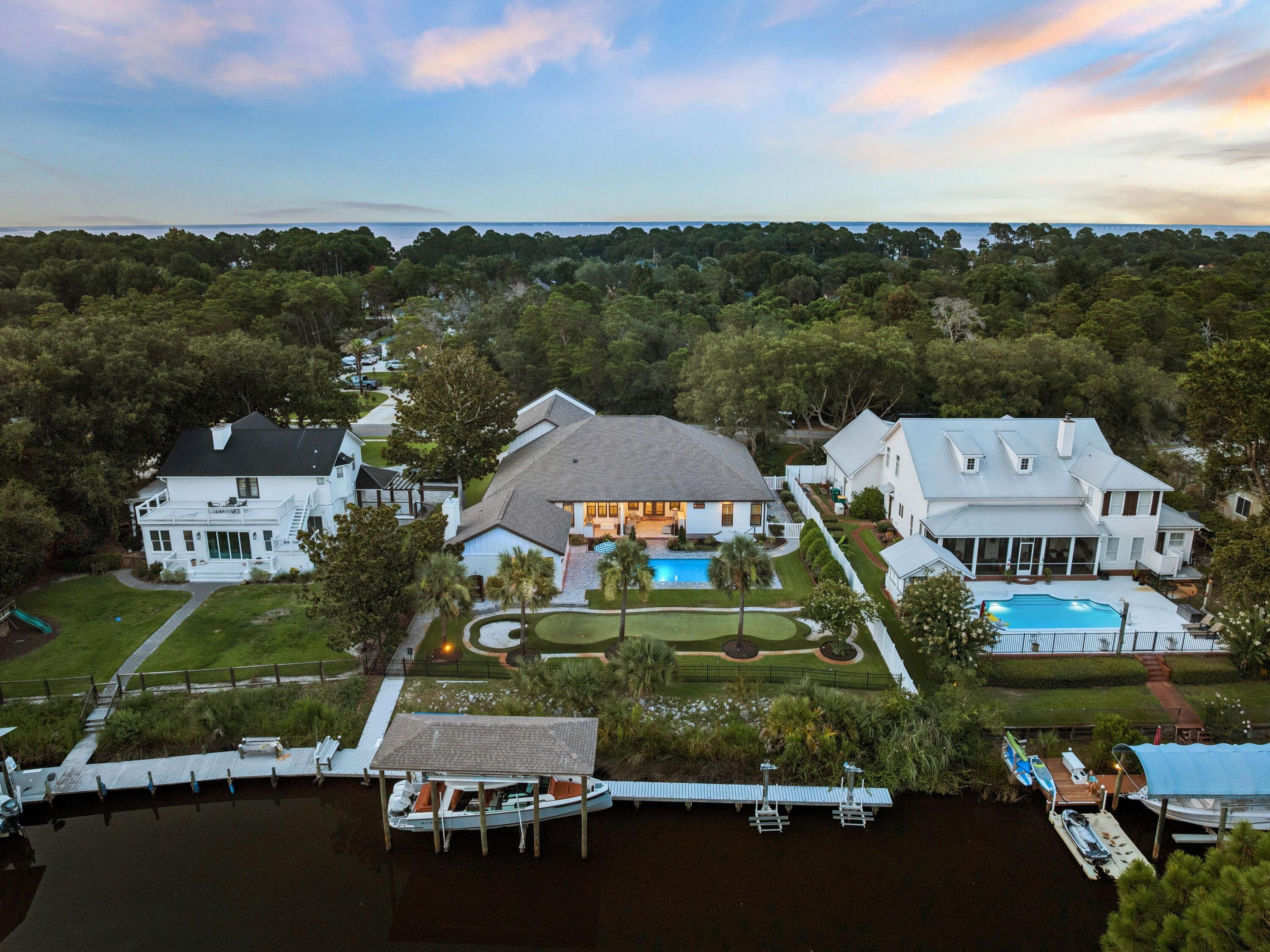 4049 N Indian Bayou Destin FL 32541