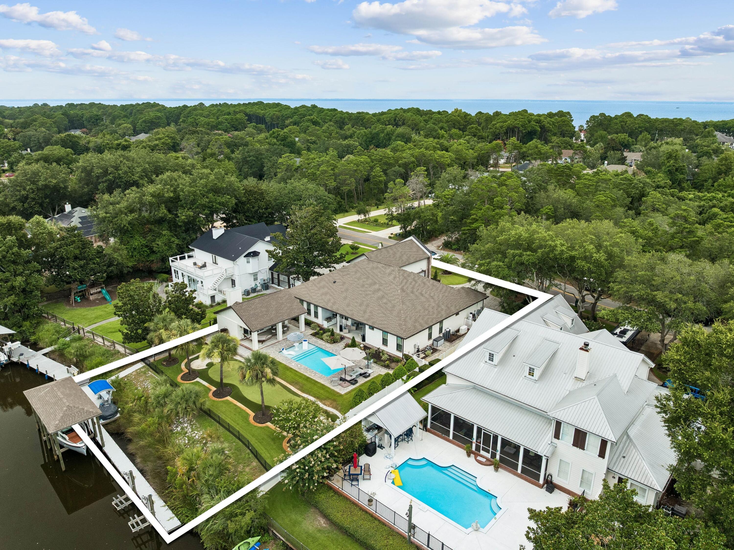 4049 N Indian Bayou Destin FL 32541