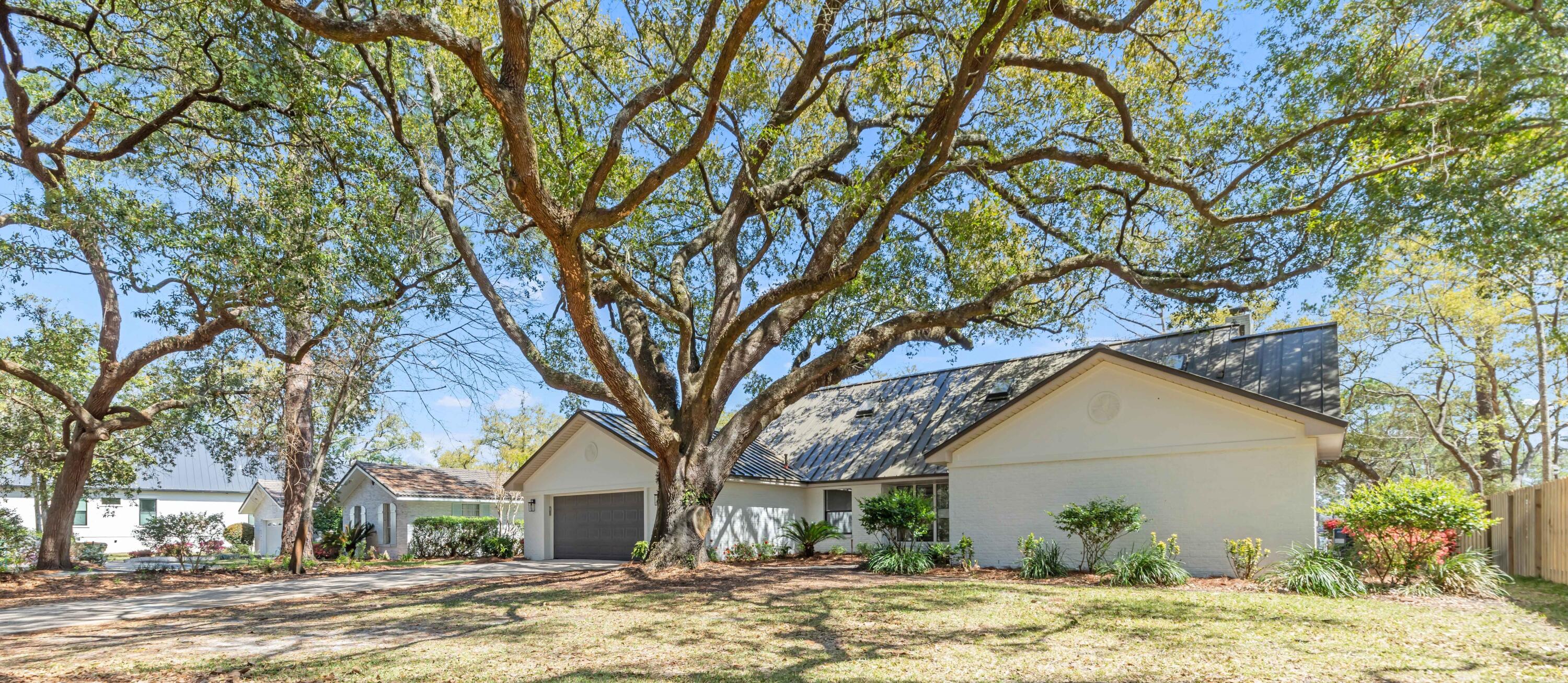 120 Bahia Vista Drive Niceville FL 32578