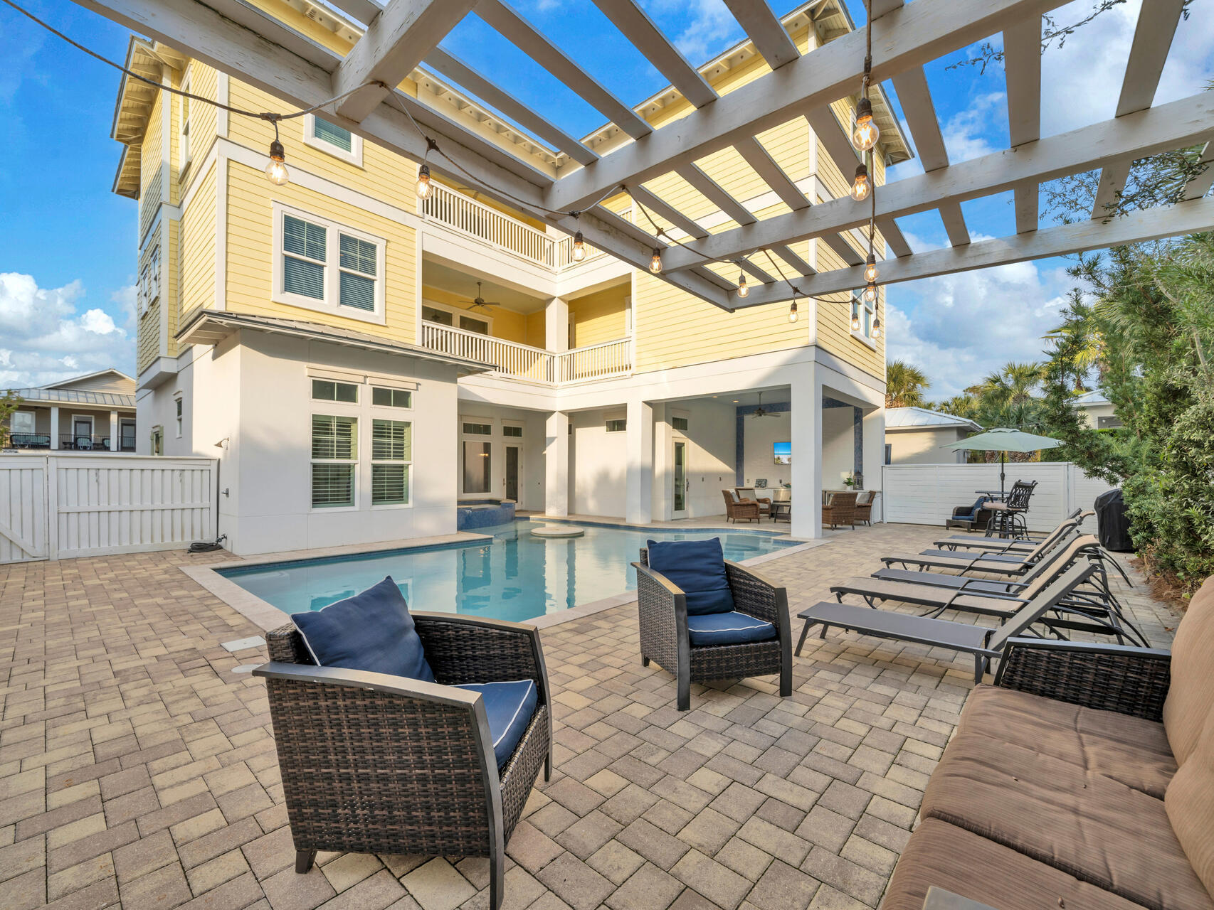 29 Los Angeles Street Miramar Beach FL 32550