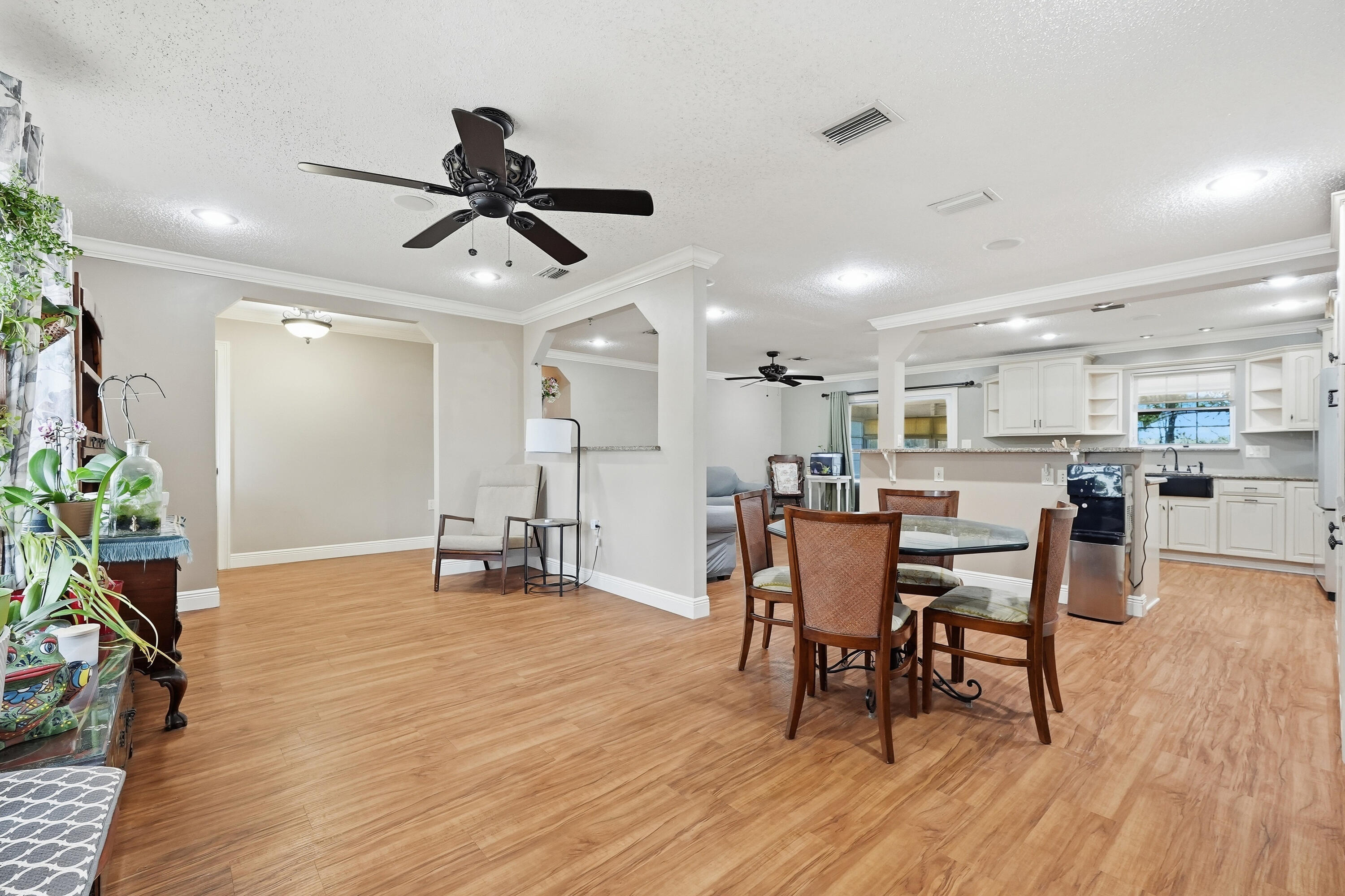 374 NW Makron Drive Fort Walton Beach FL 32548