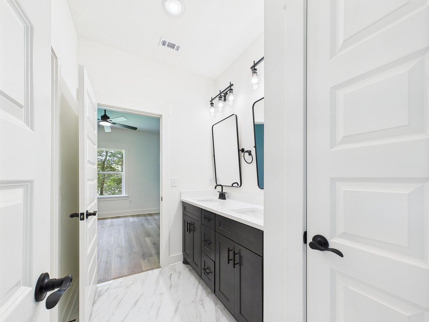 378 NW Oakland Circle Fort Walton Beach FL 32548