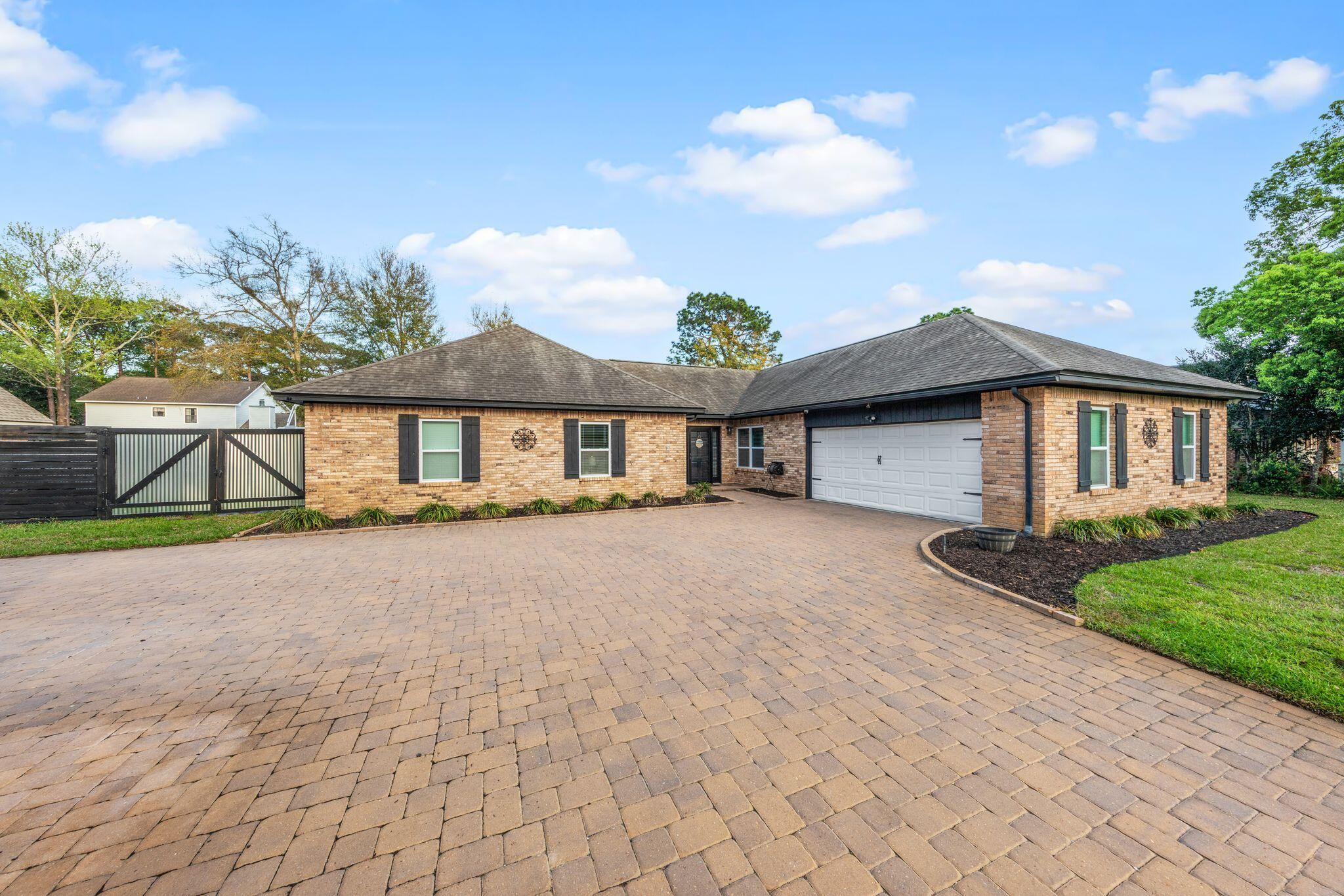 11 Hampton Circle Niceville FL 32578