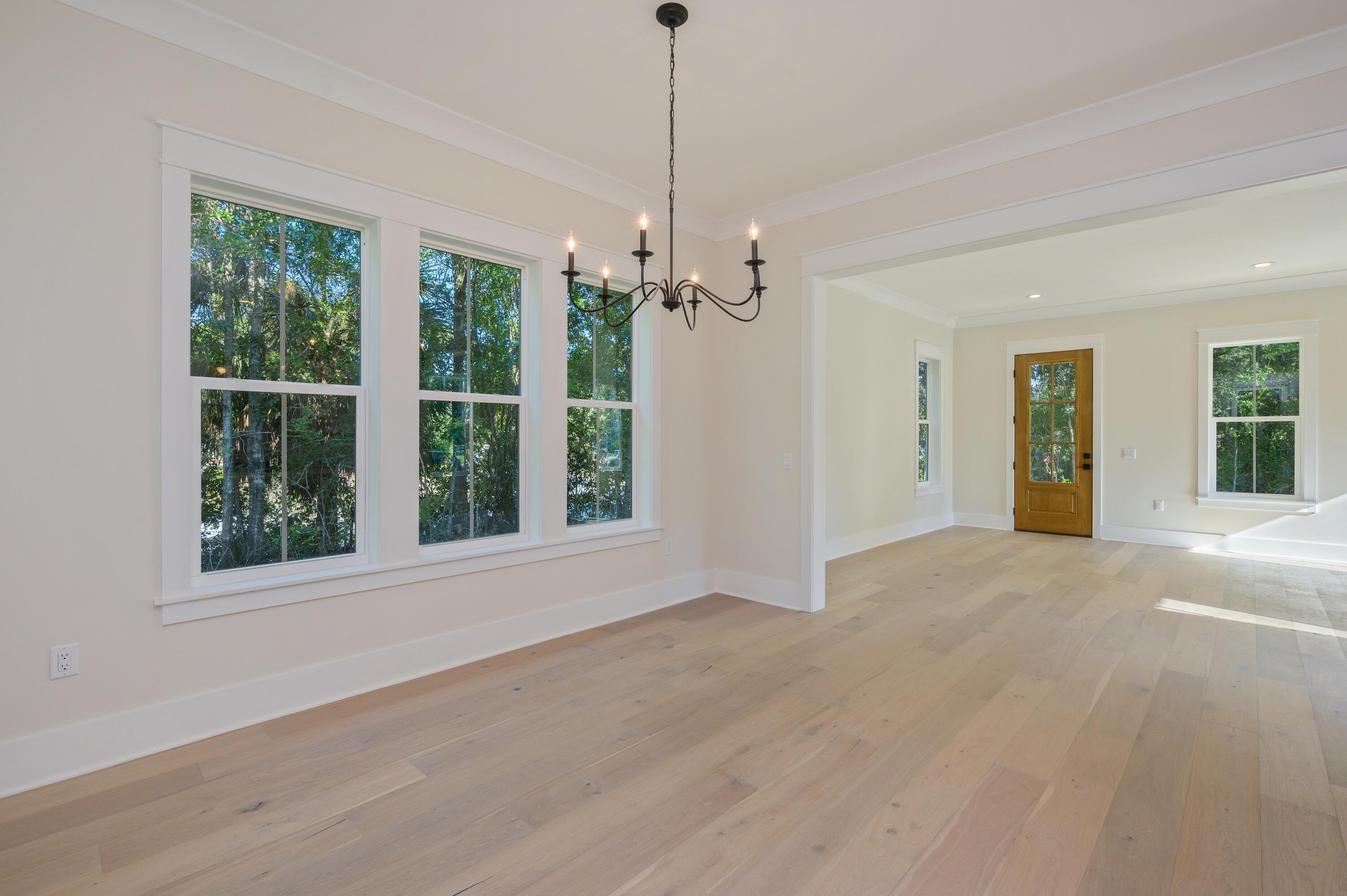 289 E Glen Avenue Valparaiso FL 32580