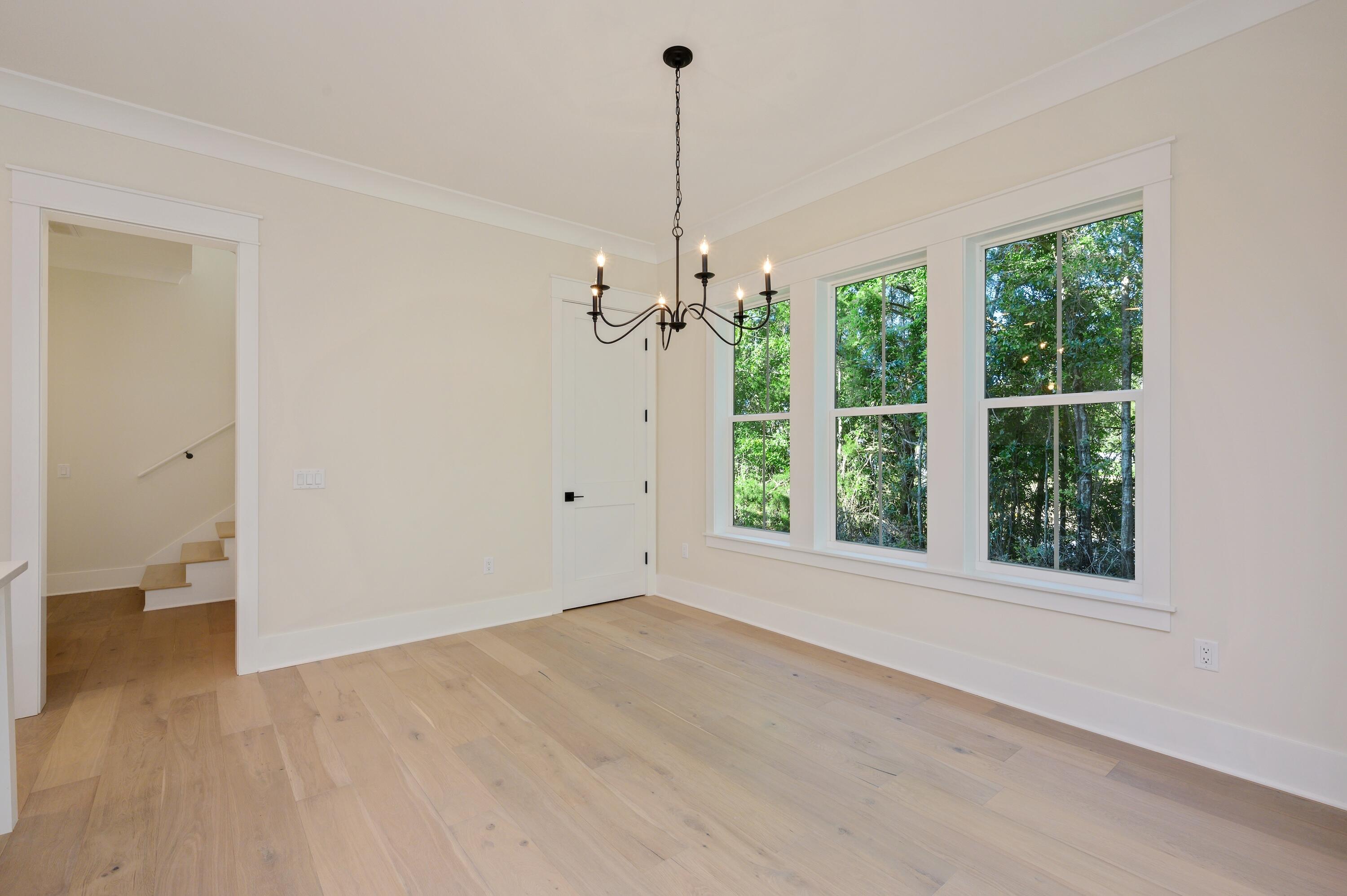 289 E Glen Avenue Valparaiso FL 32580