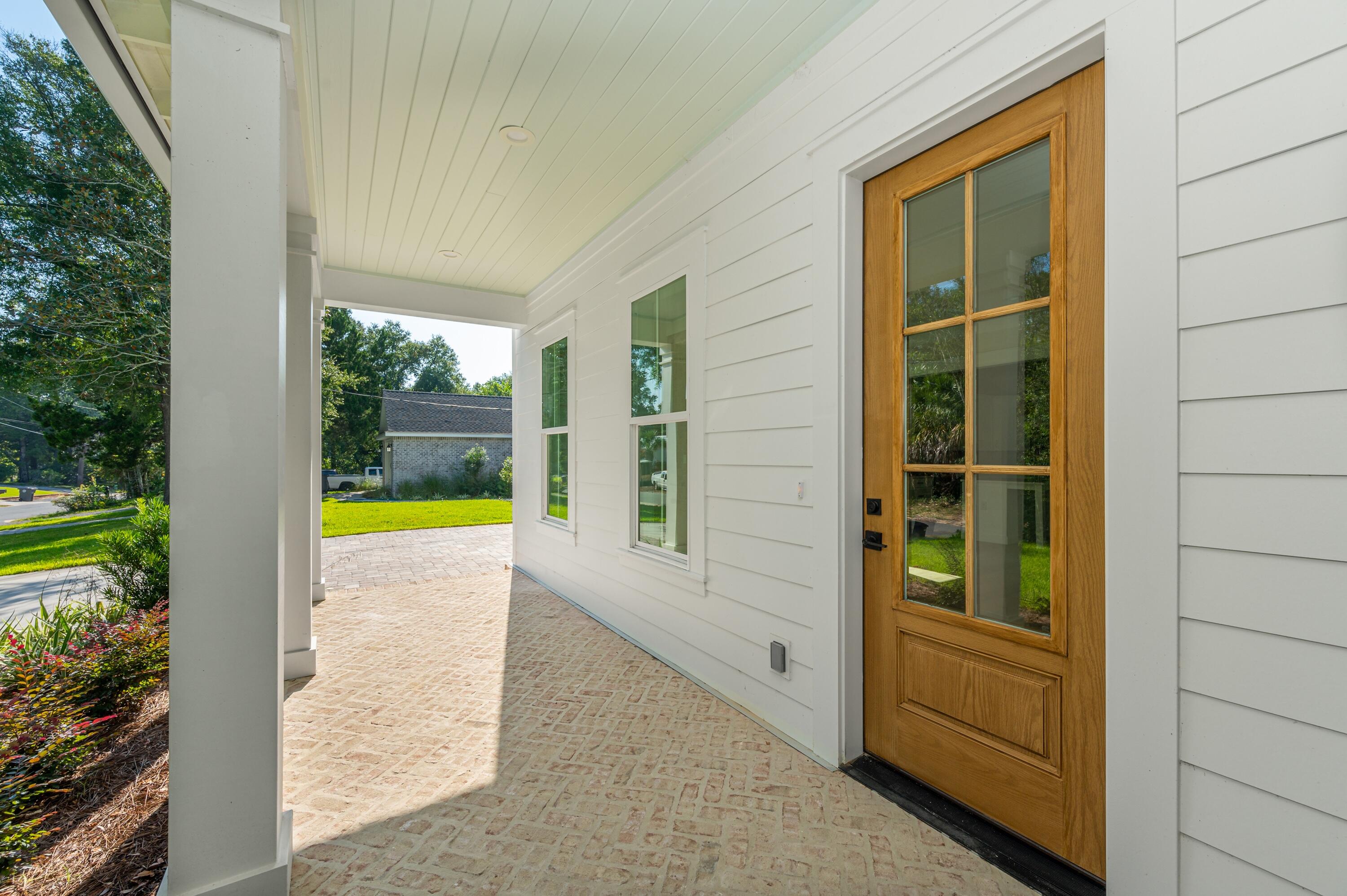 289 E Glen Avenue Valparaiso FL 32580