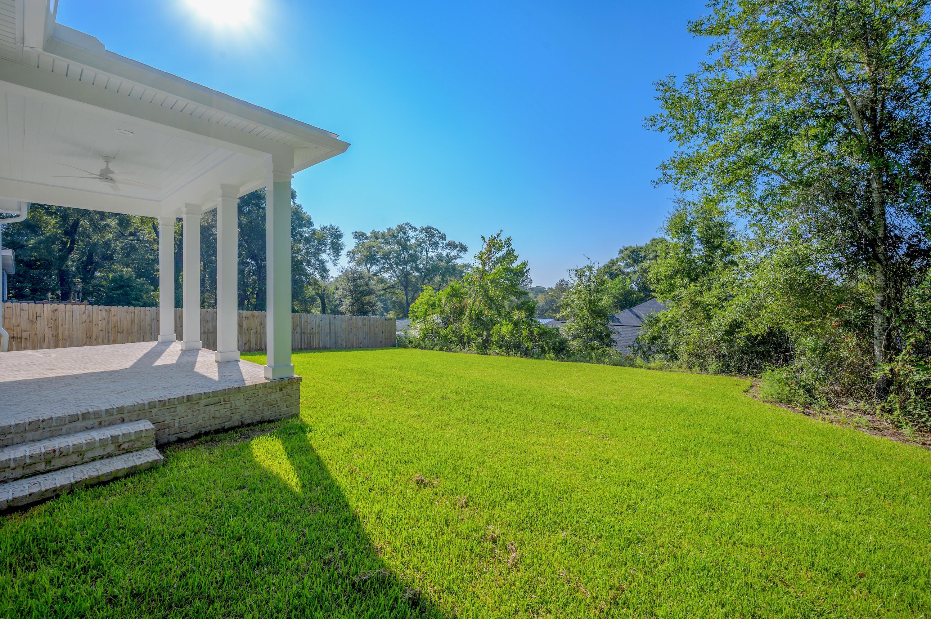 289 E Glen Avenue Valparaiso FL 32580