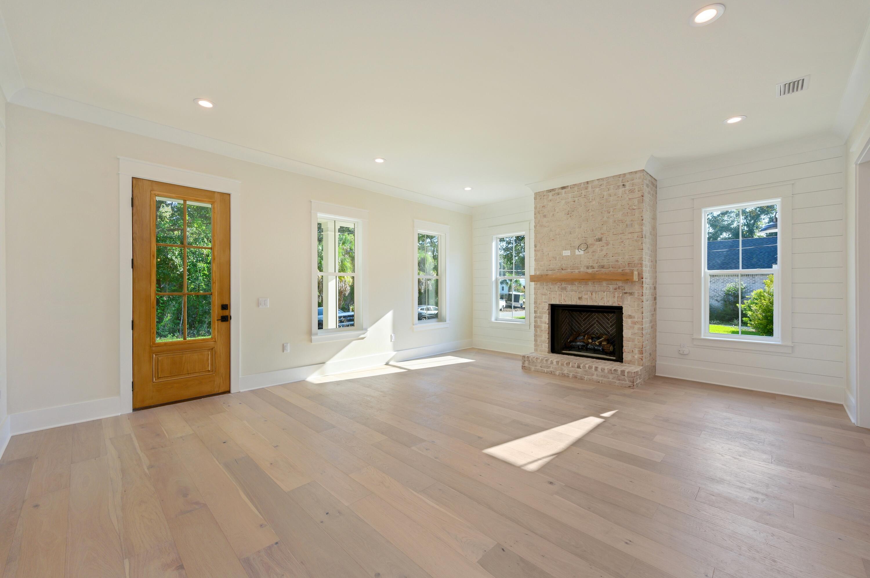 289 E Glen Avenue Valparaiso FL 32580