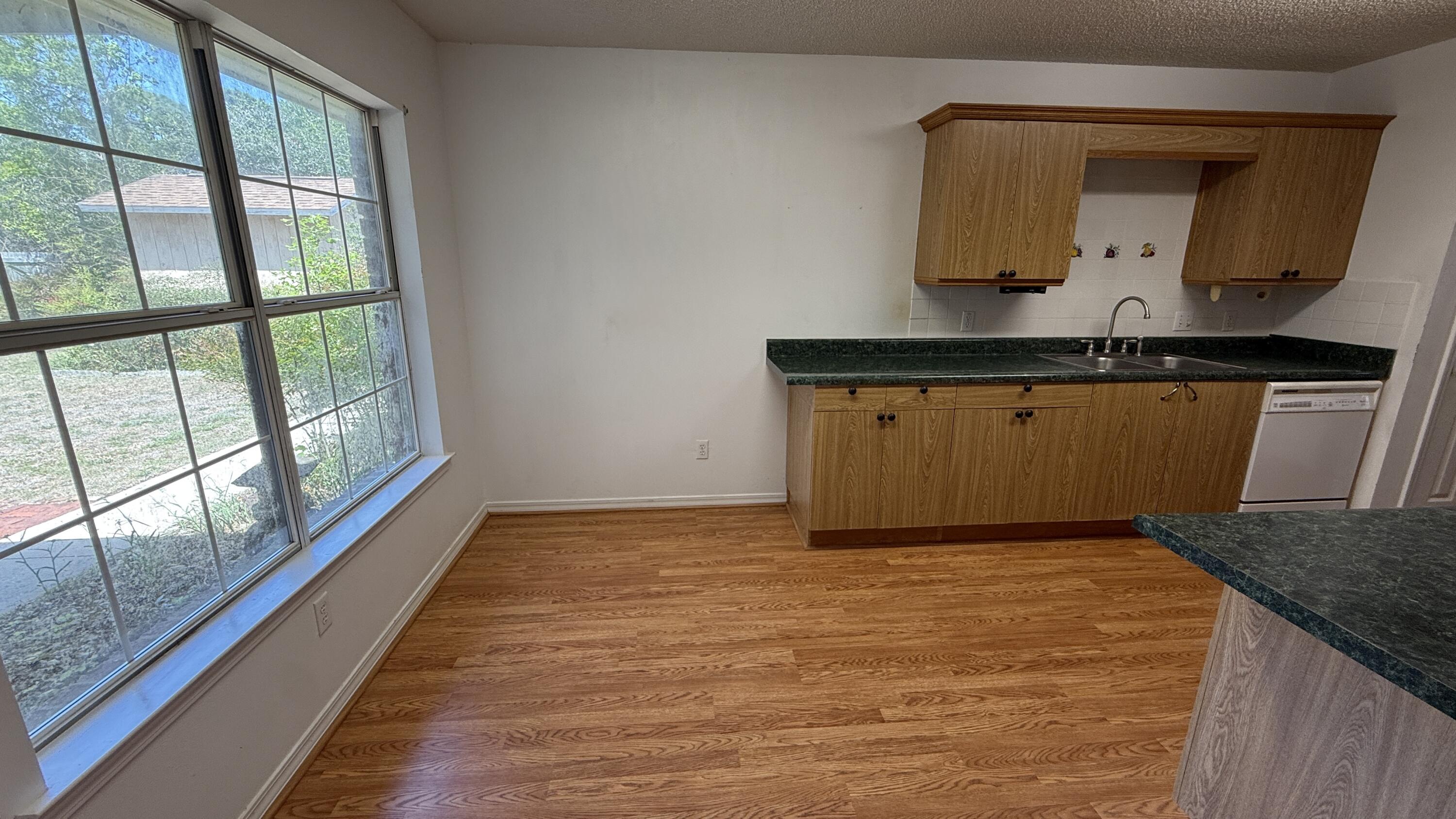 9860 Mary Anne Drive Navarre FL 32566