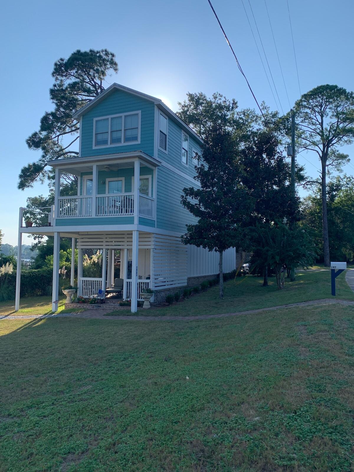 197 Bayshore Drive Niceville FL 32578