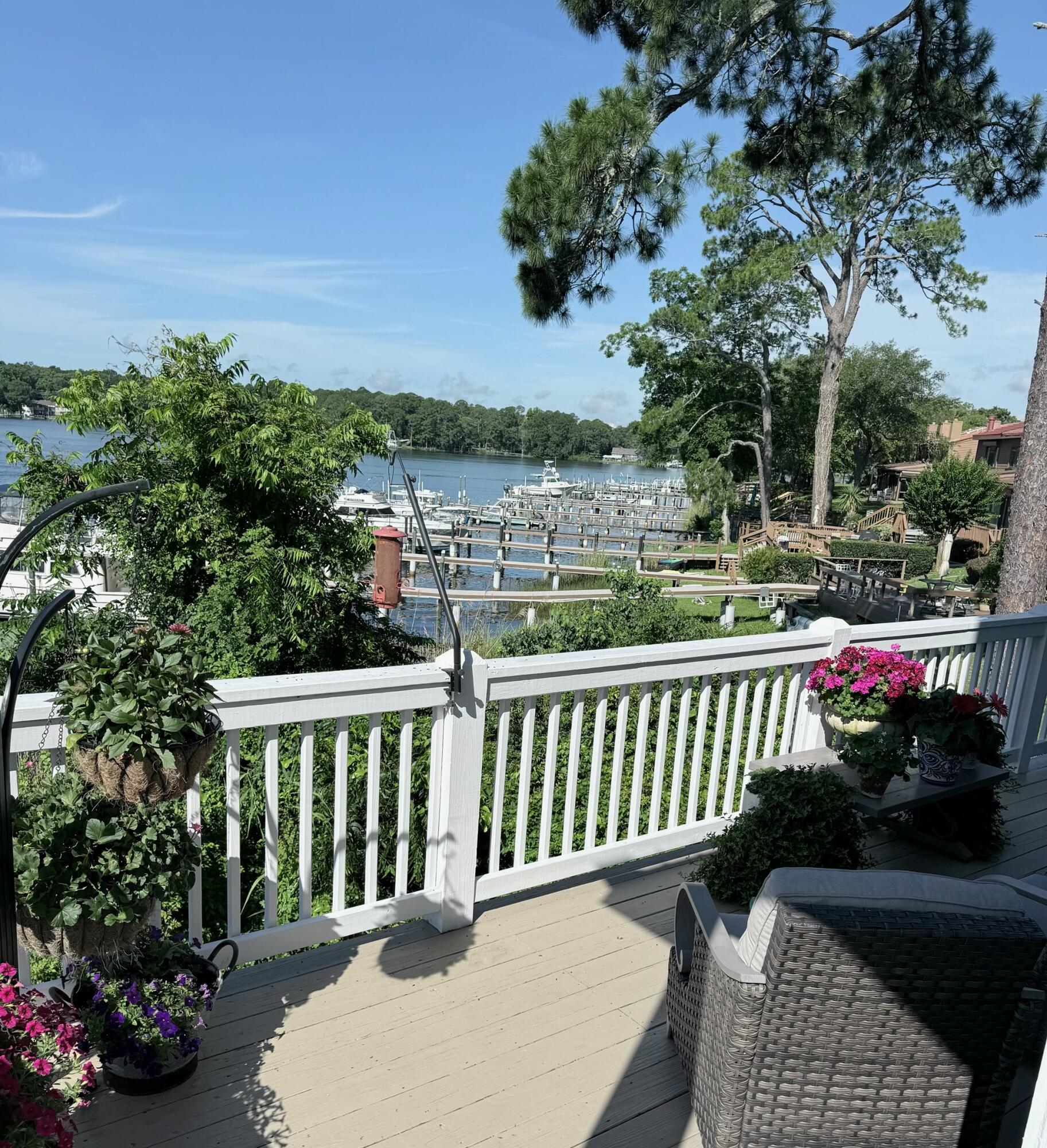 197 Bayshore Drive Niceville FL 32578