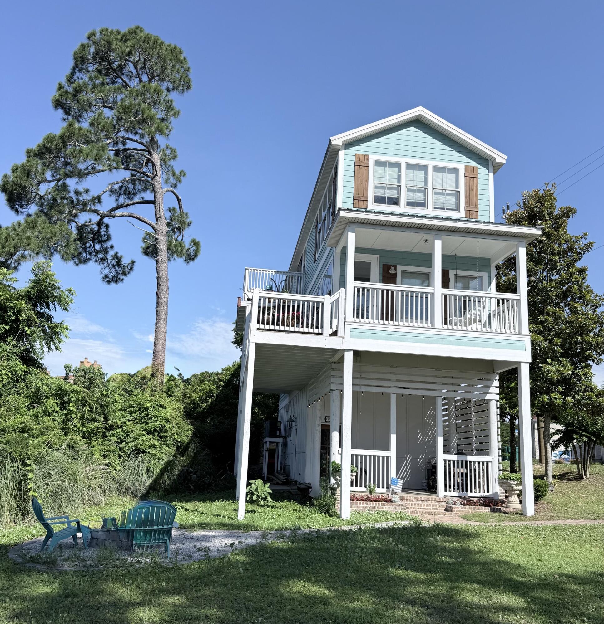 197 Bayshore Drive Niceville FL 32578