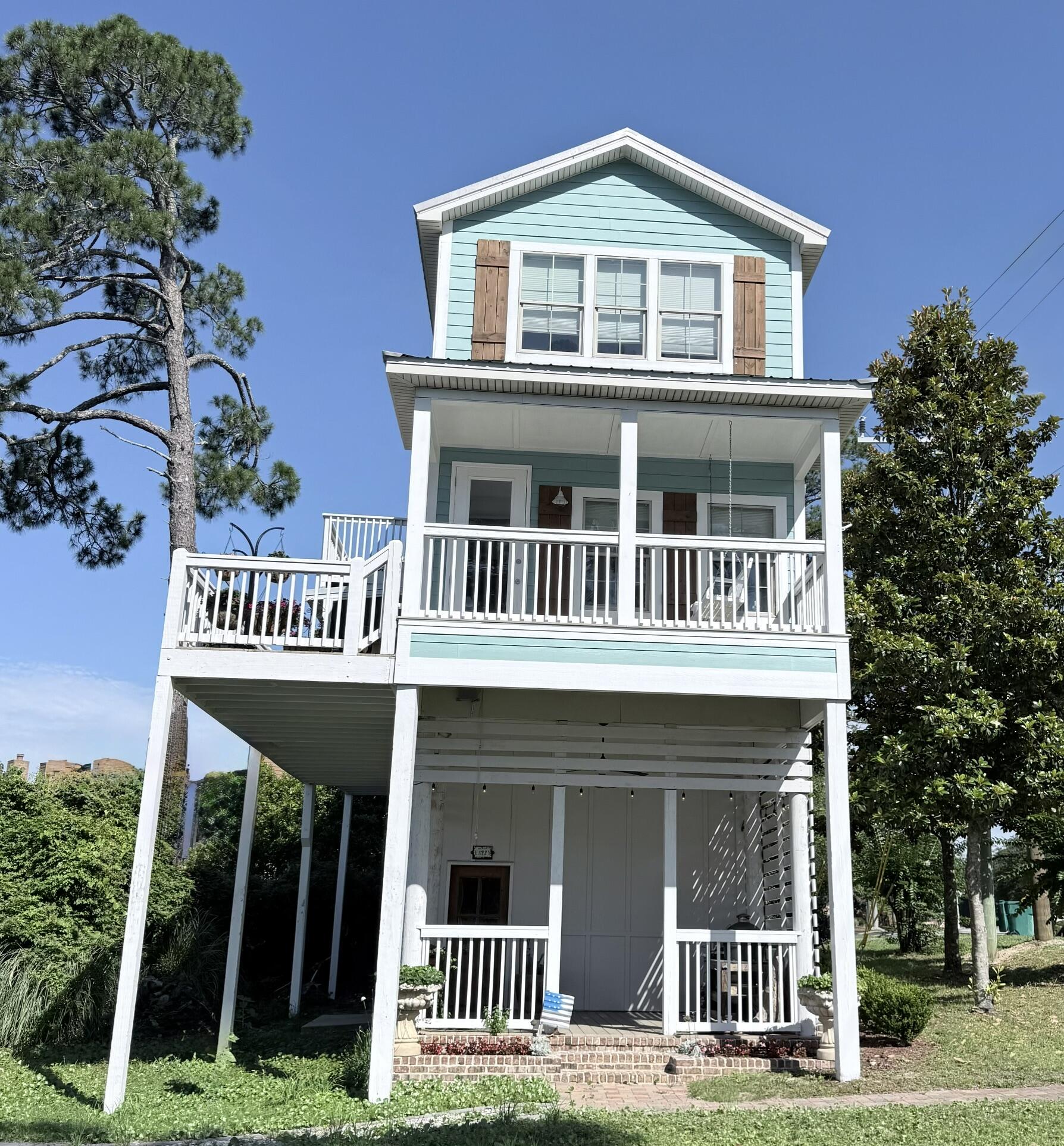 197 Bayshore Drive Niceville FL 32578