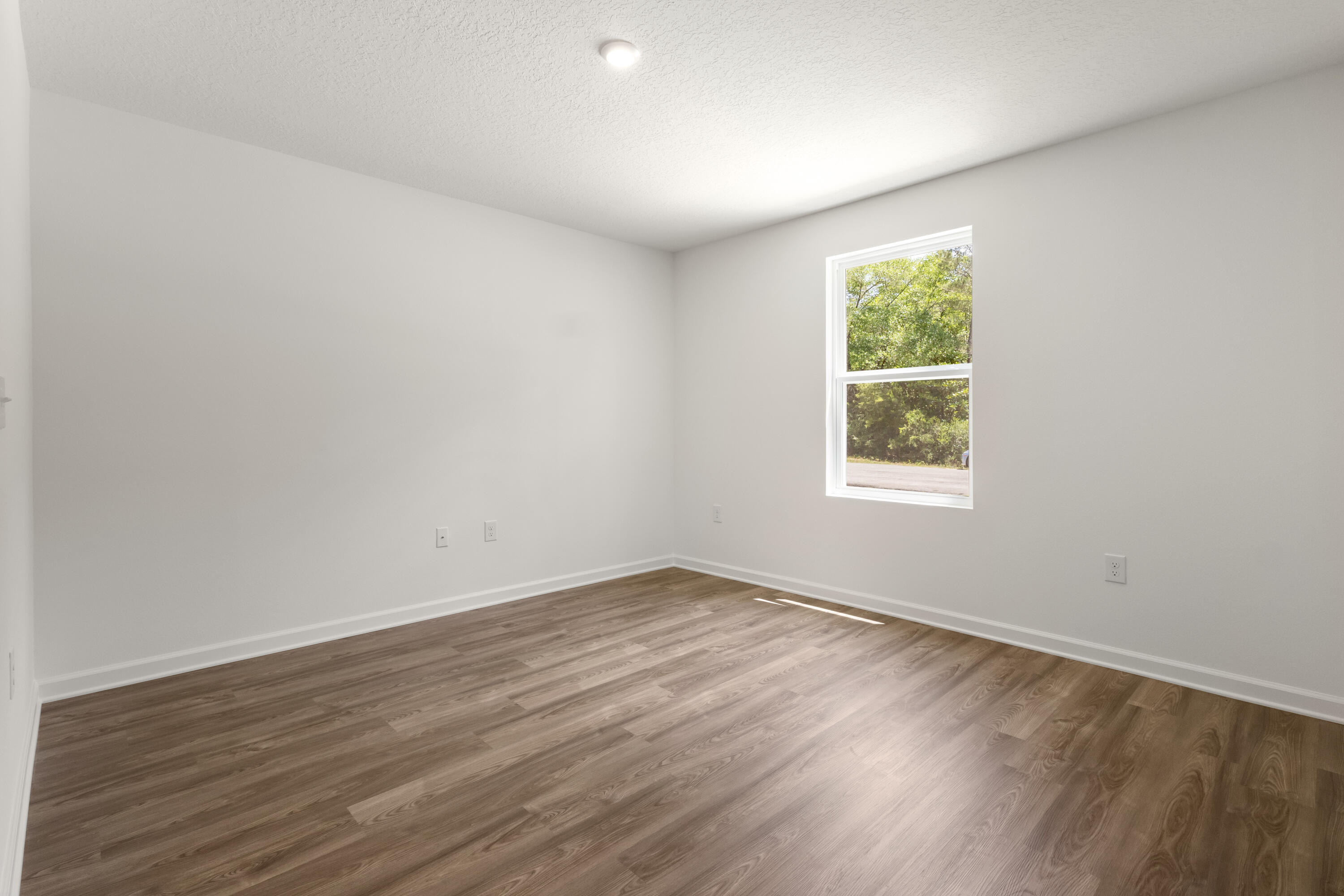 111 E Primrose Avenue Defuniak Springs FL 32433