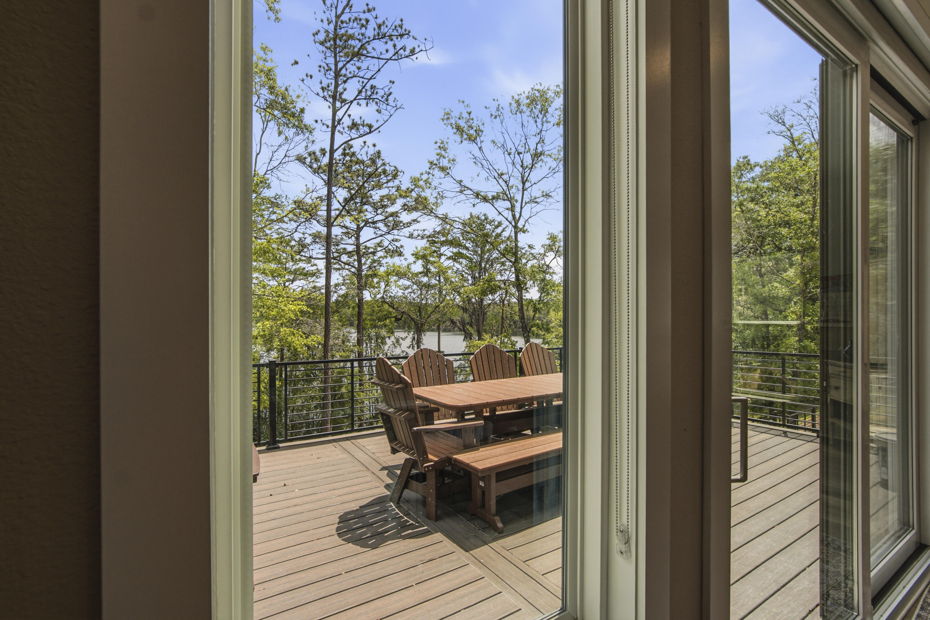 182 Blue Pond Circle Ponce De Leon FL 32455