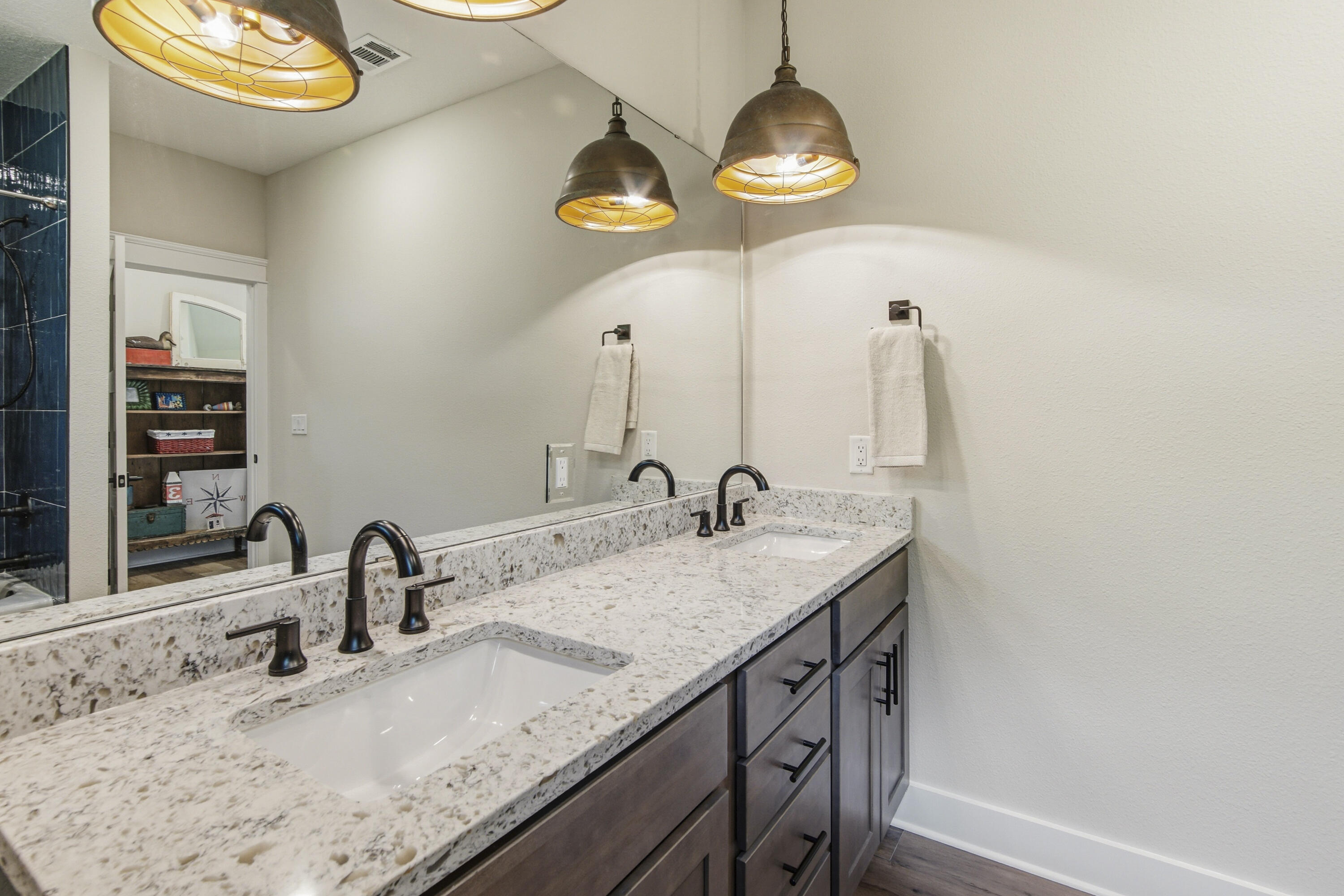 182 Blue Pond Circle Ponce De Leon FL 32455