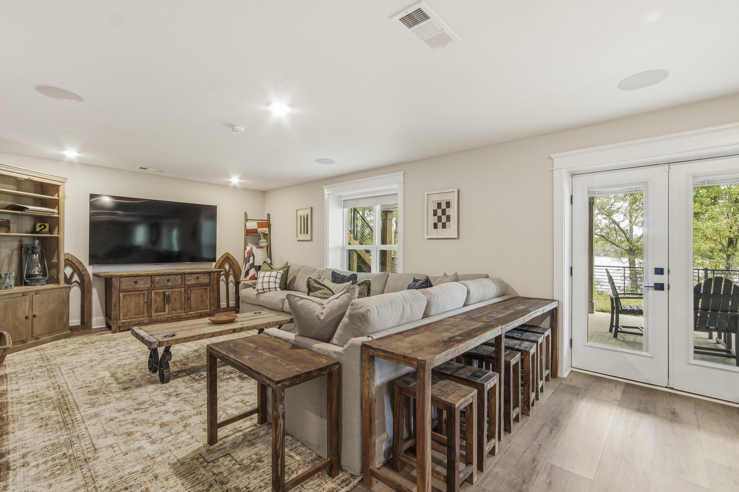 182 Blue Pond Circle Ponce De Leon FL 32455