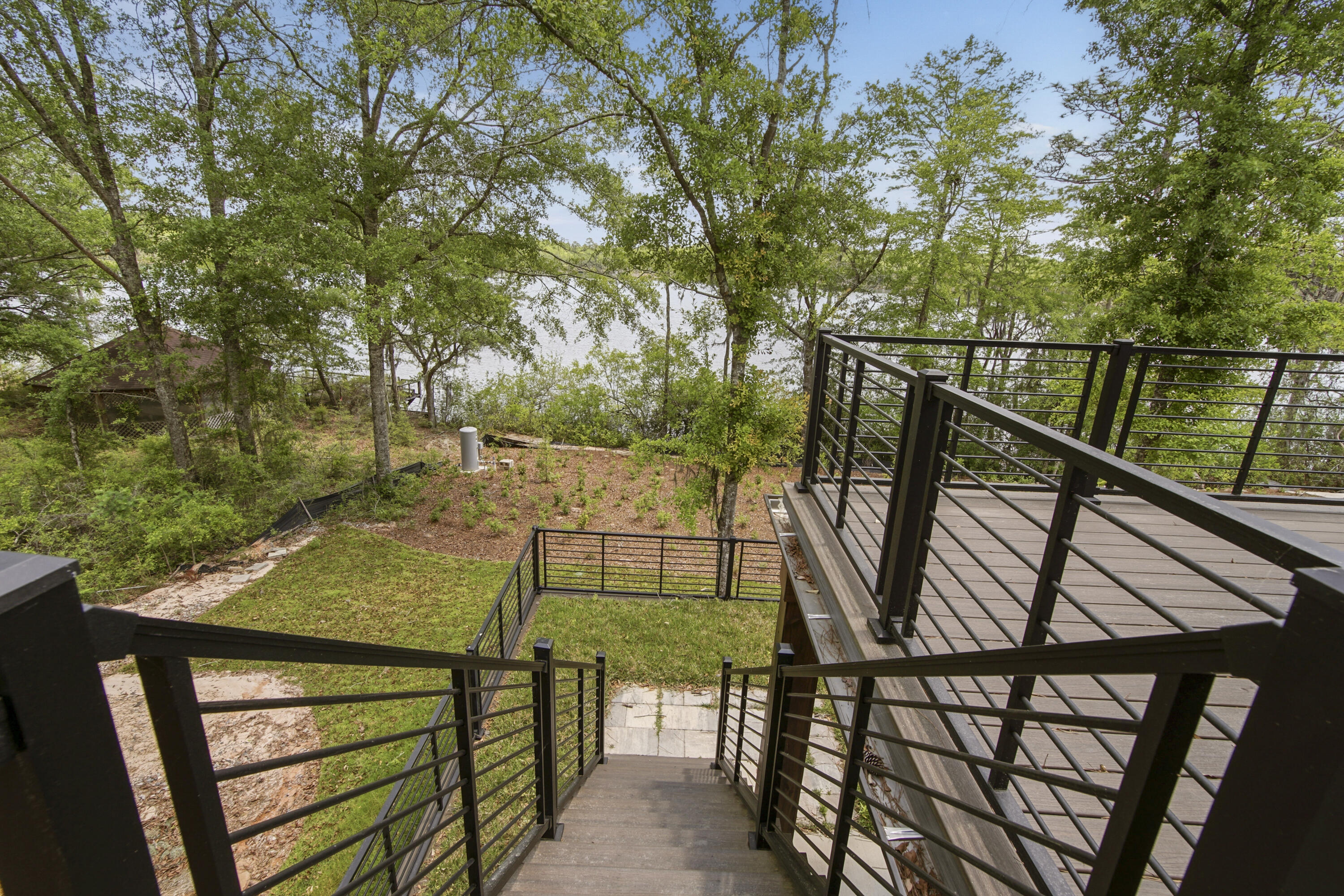 182 Blue Pond Circle Ponce De Leon FL 32455