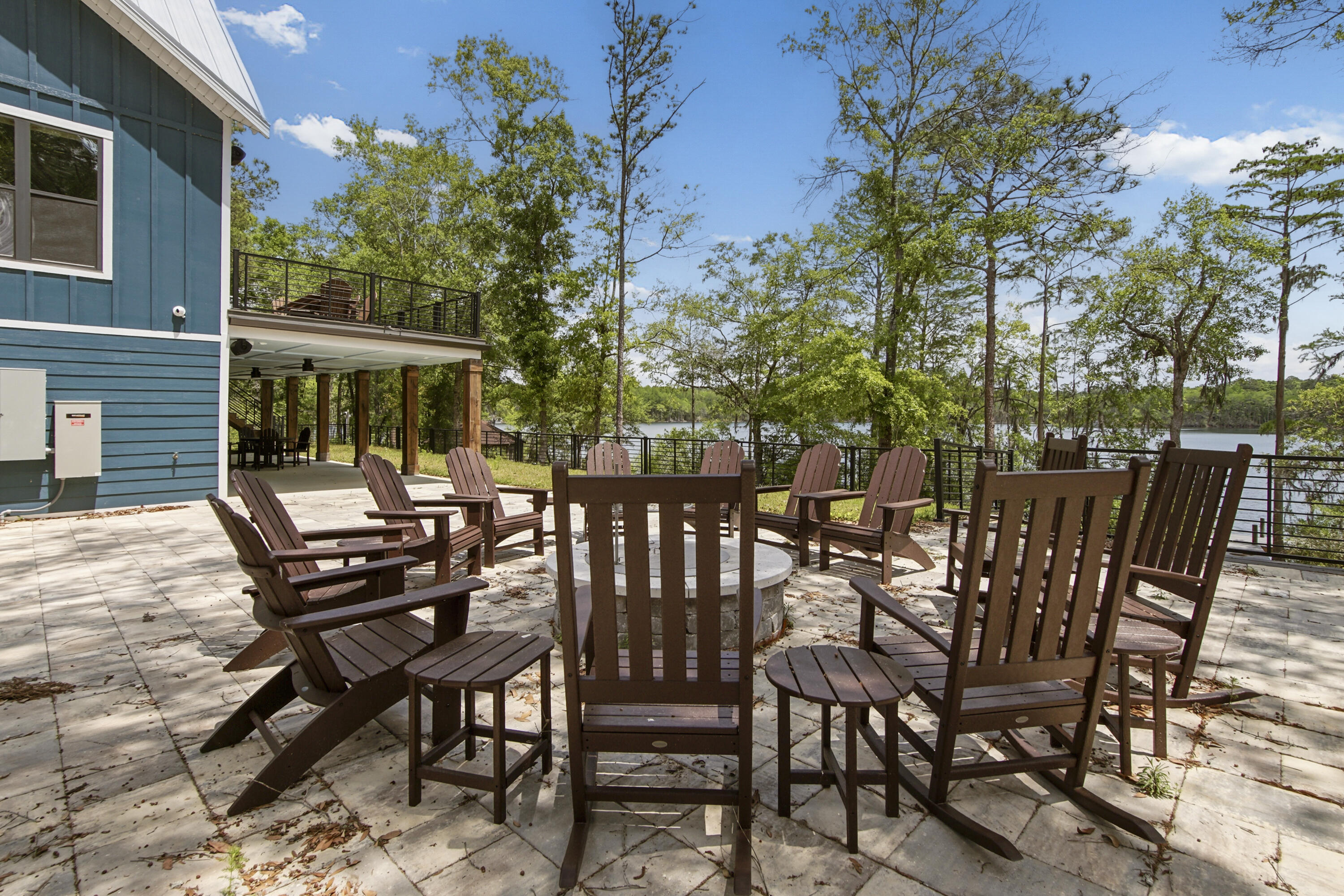 182 Blue Pond Circle Ponce De Leon FL 32455