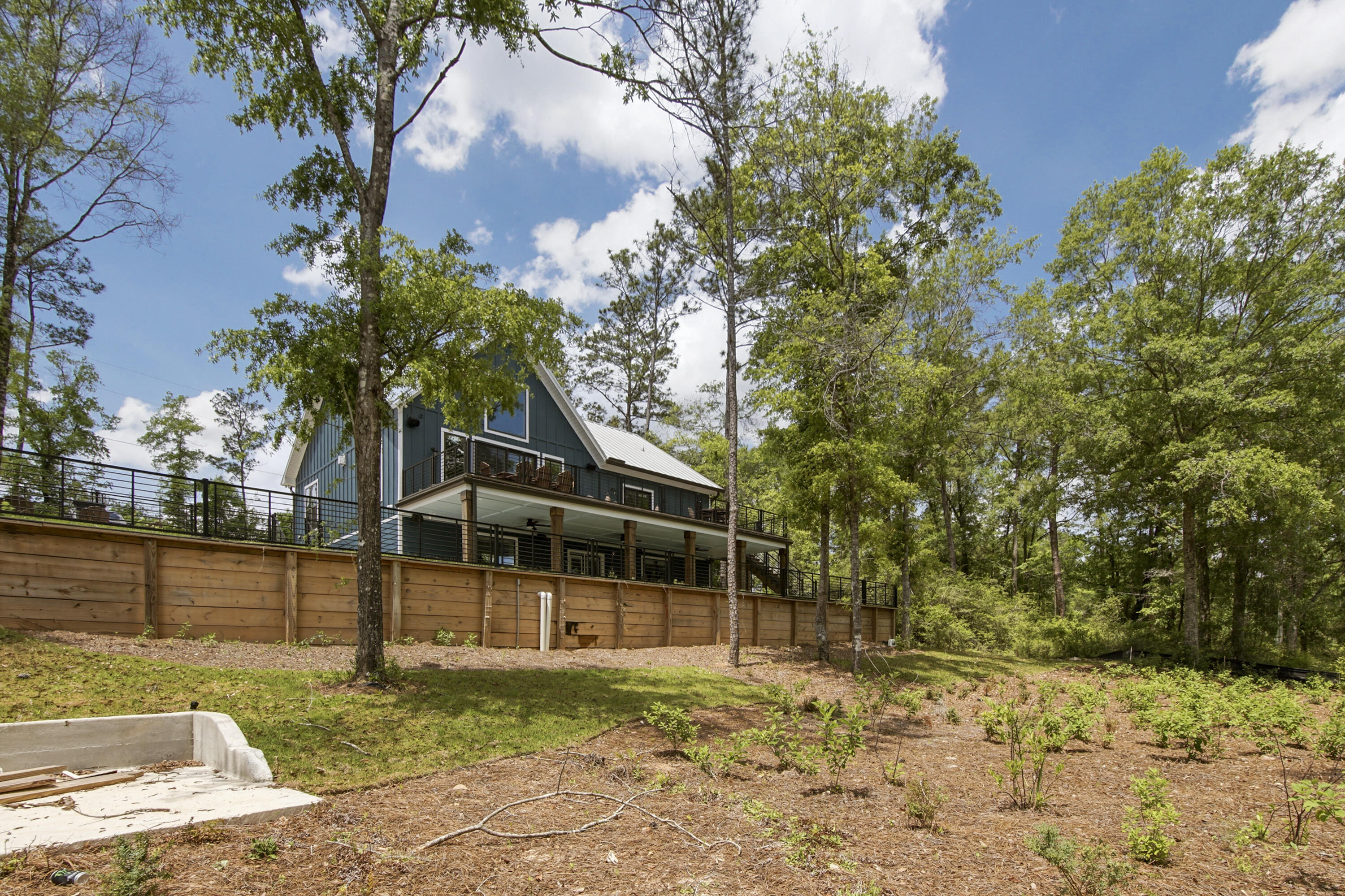 182 Blue Pond Circle Ponce De Leon FL 32455