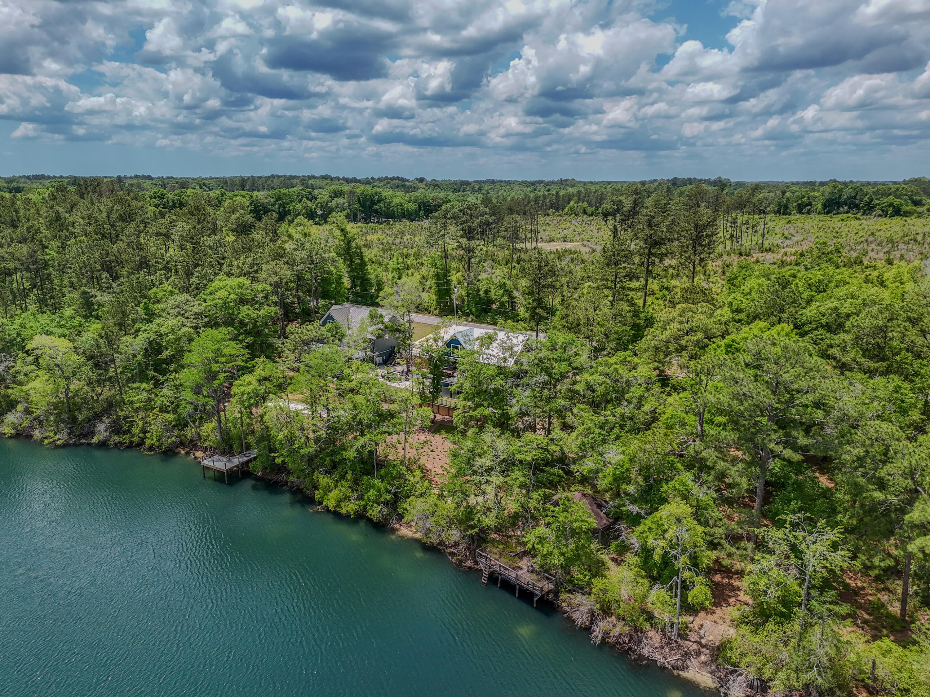 182 Blue Pond Circle Ponce De Leon FL 32455