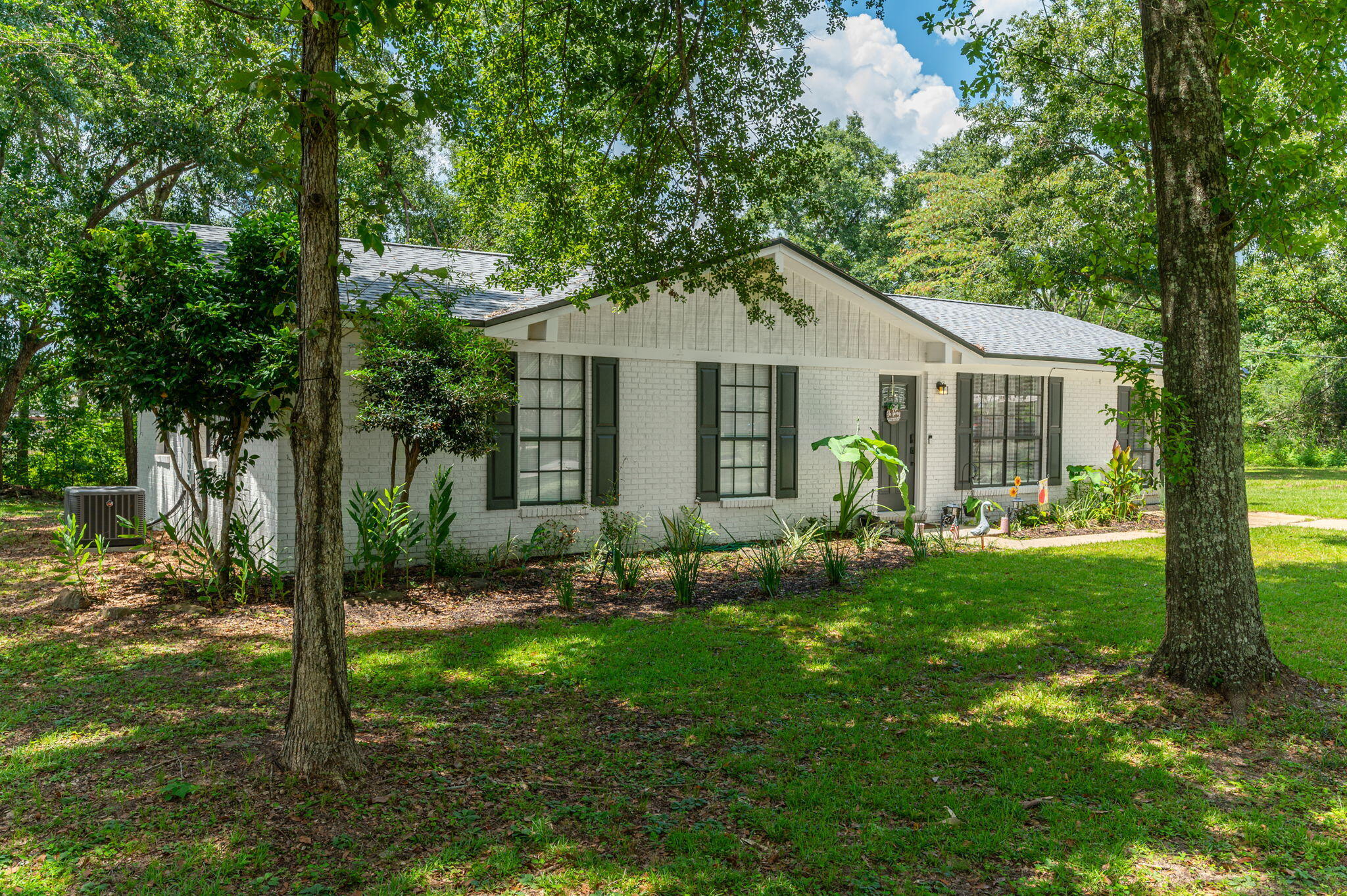 6118 Buck Ward Road Baker FL 32531