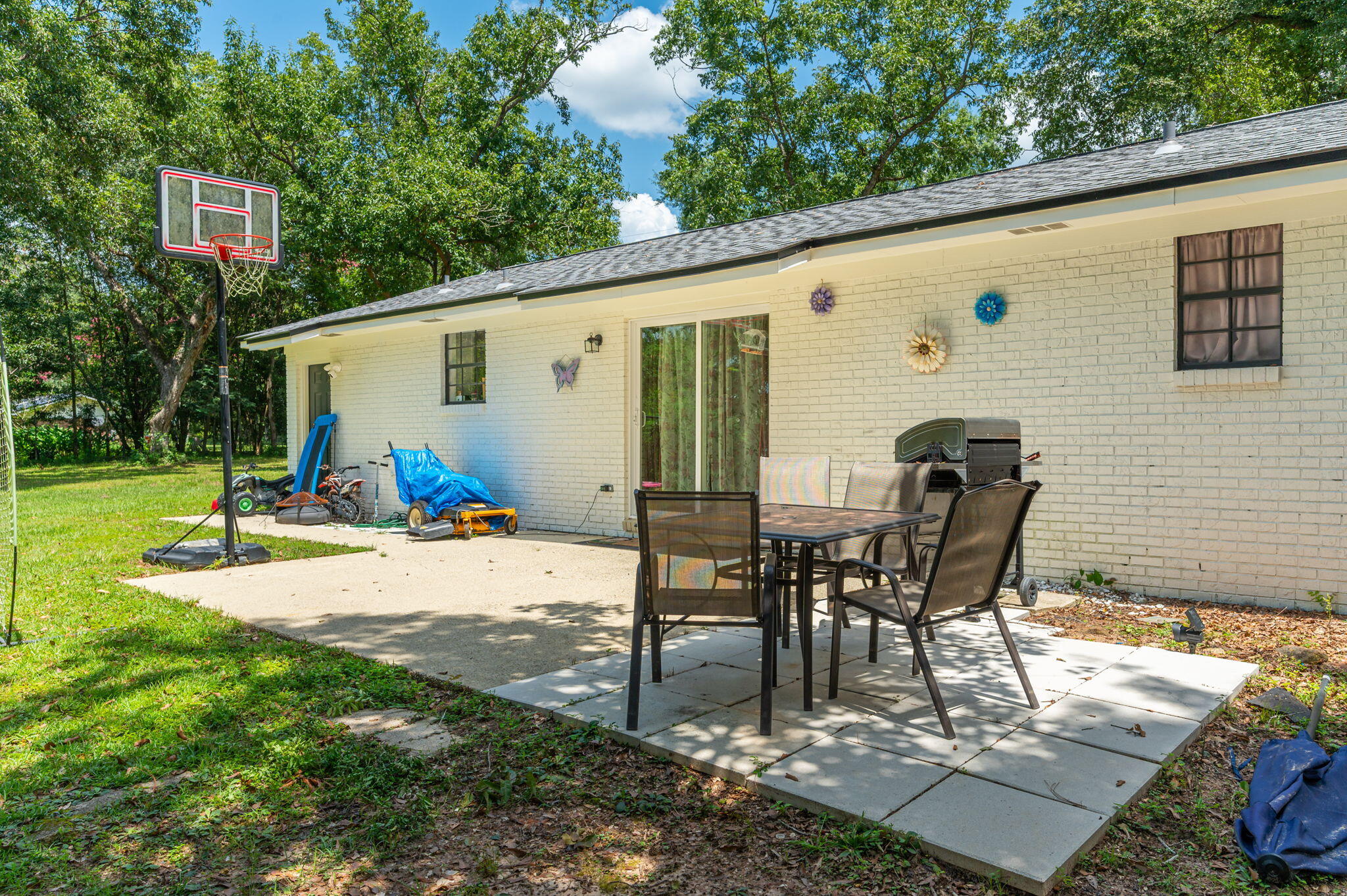 6118 Buck Ward Road Baker FL 32531