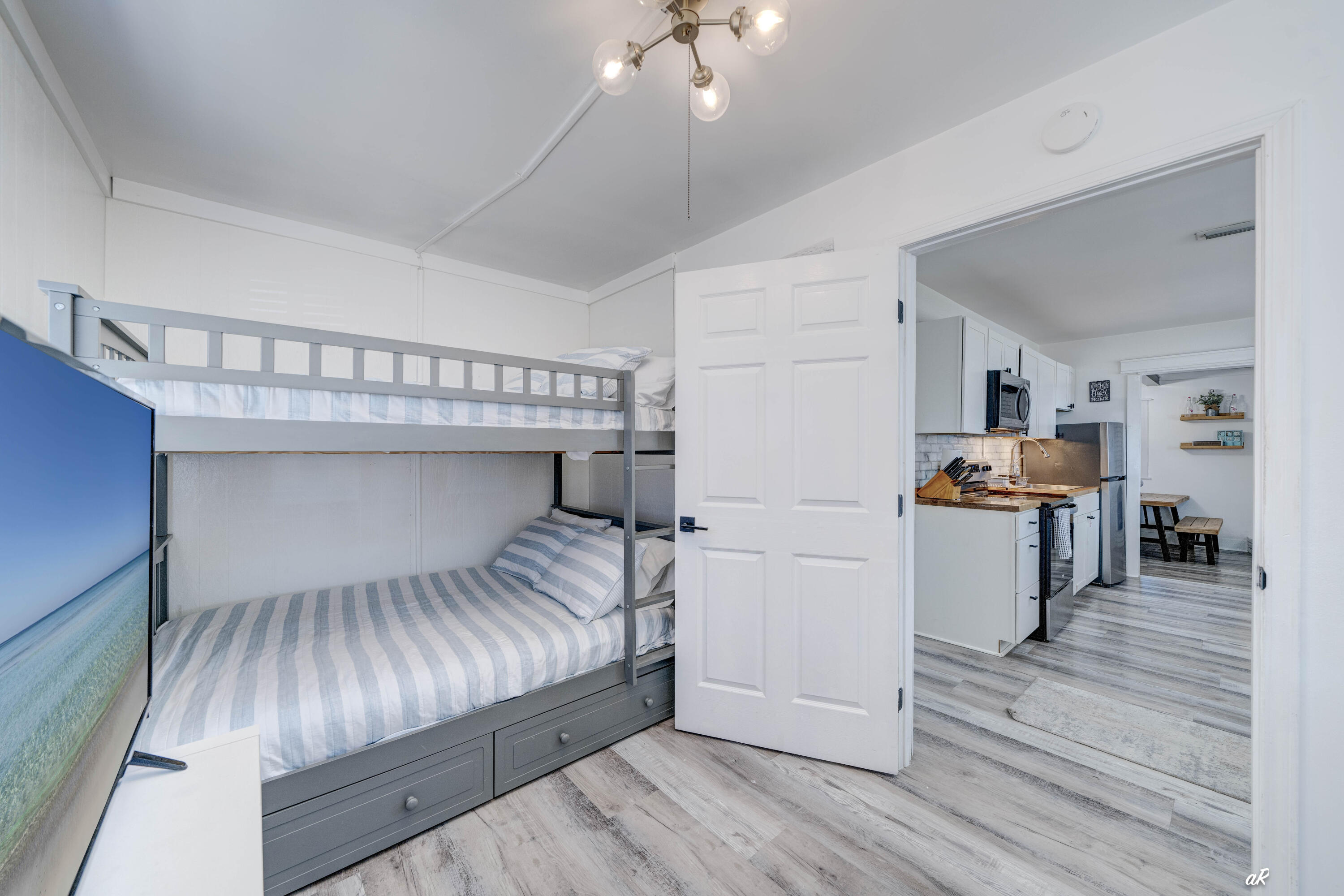 5412 Hilltop Avenue Panama City Beach FL 32408