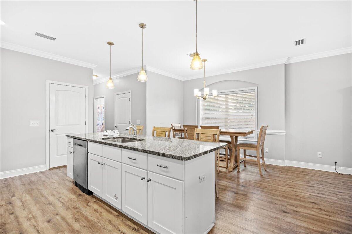 6006 Thomas Drive Panama City Beach FL 32408