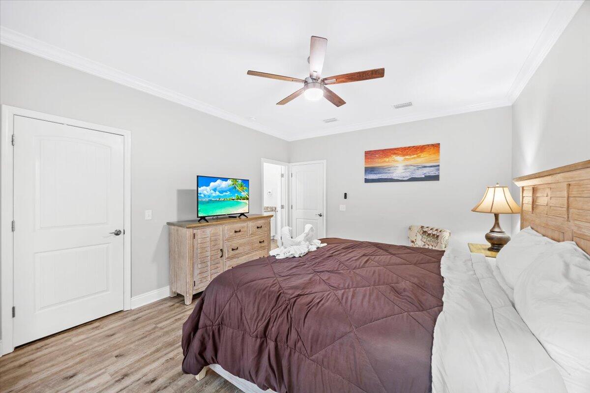 6006 Thomas Drive Panama City Beach FL 32408